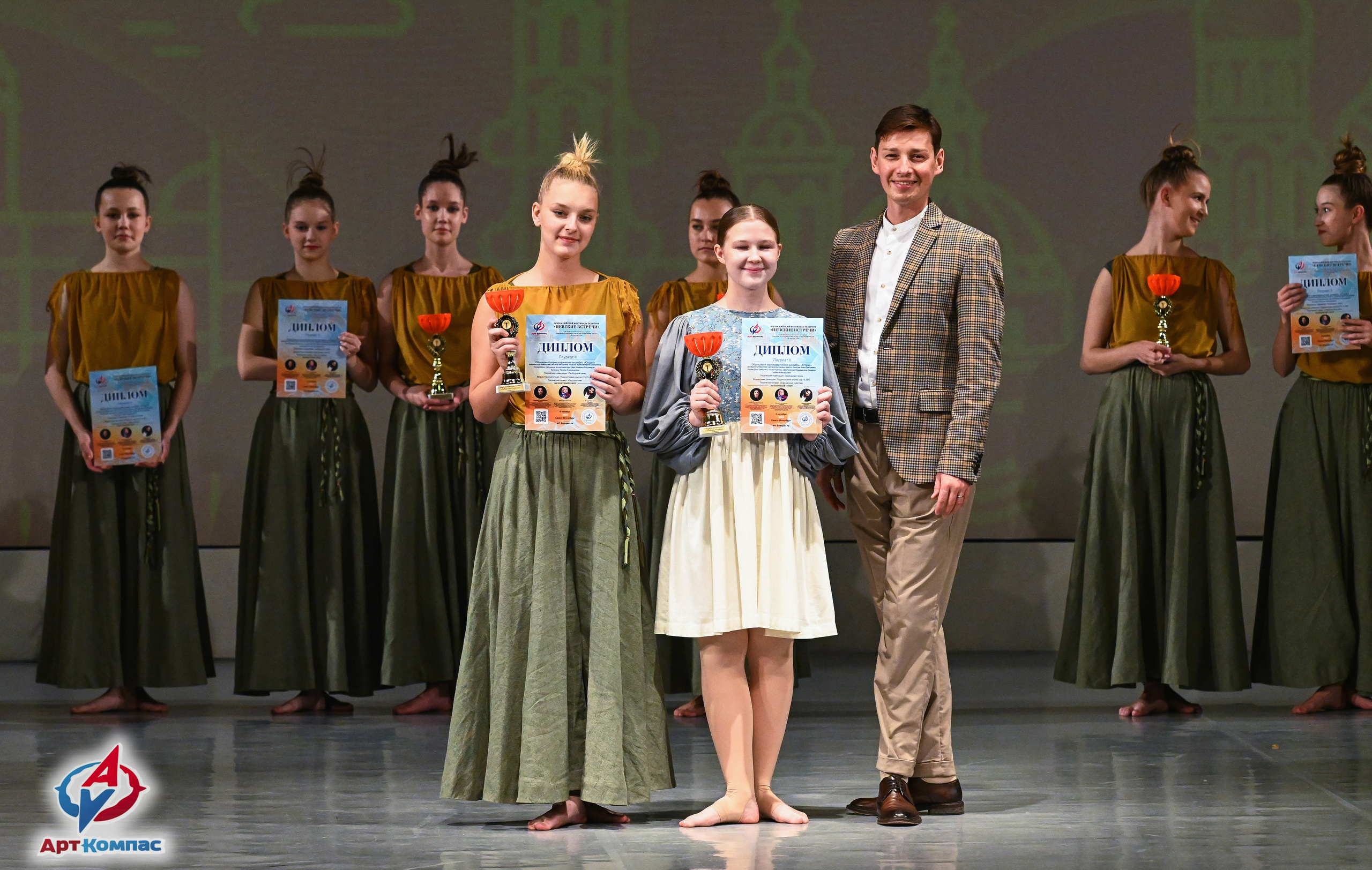 05.10.2025 Всероссийский фестиваль талантов «НЕВСКИЕ ВСТРЕЧИ» г. Санкт-Петербург. Медиастудия Фото Концепт