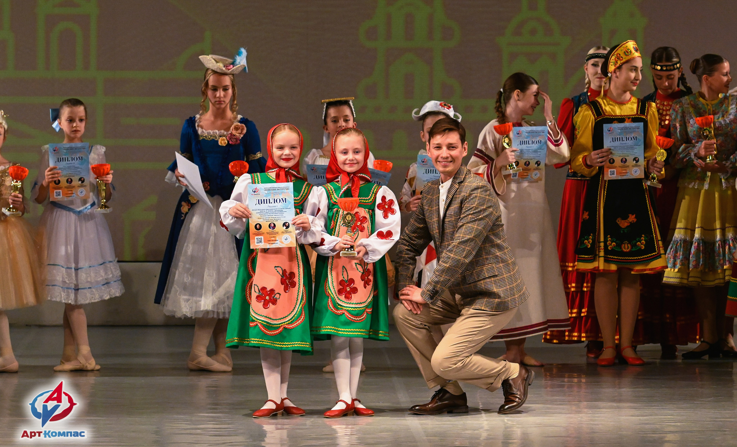 05.10.2025 Всероссийский фестиваль талантов «НЕВСКИЕ ВСТРЕЧИ» г. Санкт-Петербург. Медиастудия Фото Концепт