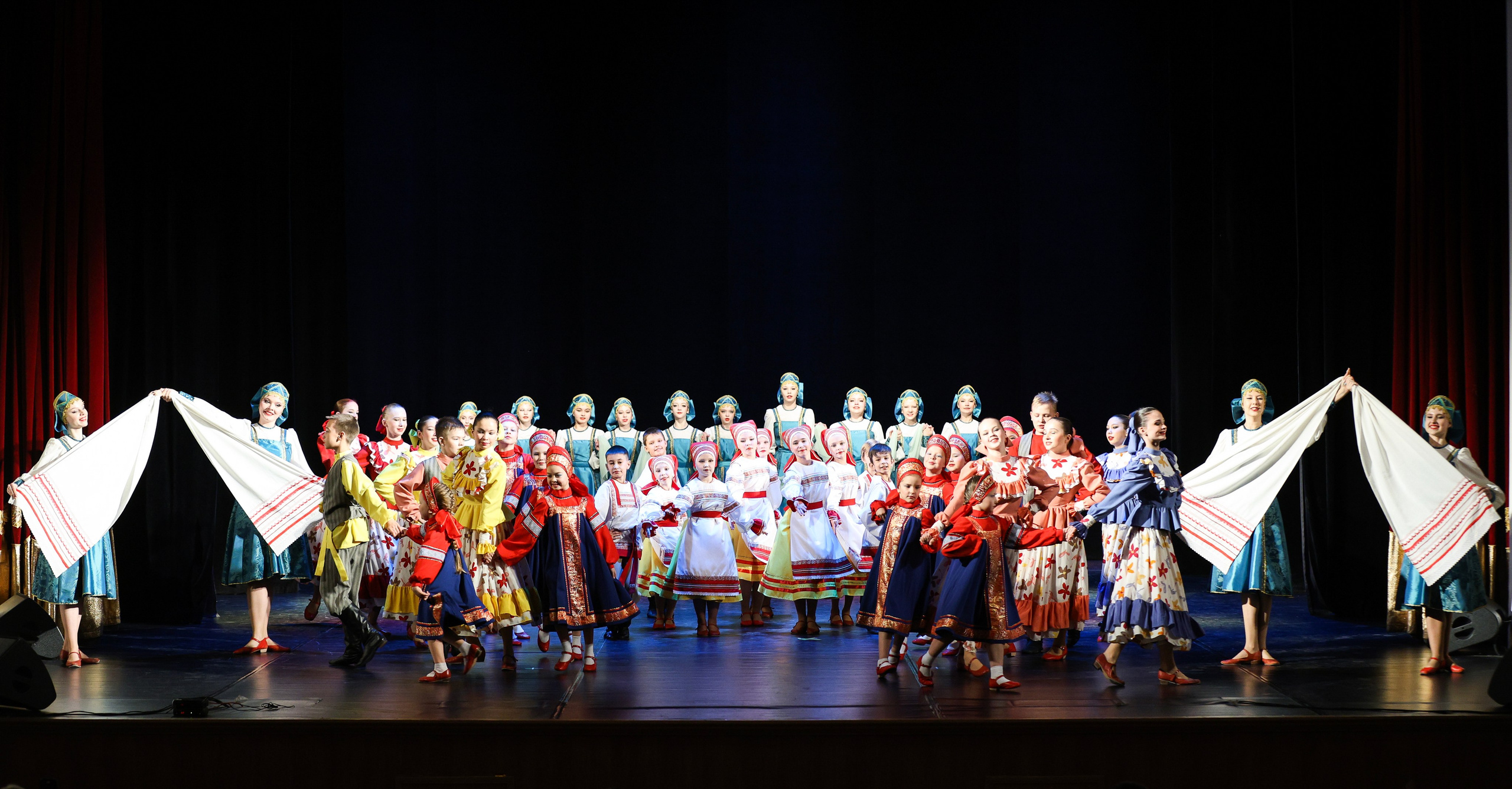 09.11.2024 Фестиваль хореографического искусства «АРТ-КОМПАС. УРАЛ» г. Челябинск. Медиастудия Фото Концепт