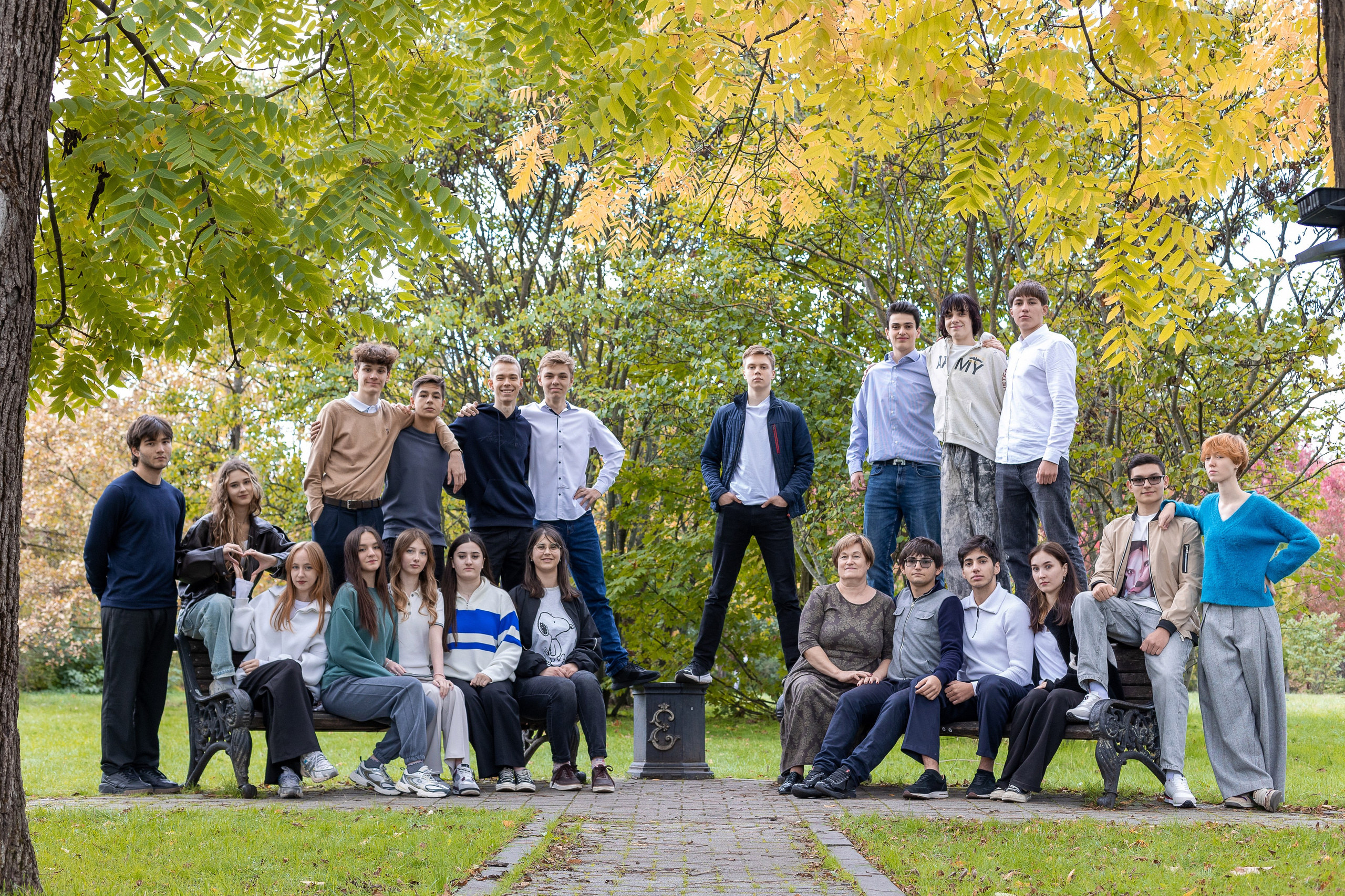 На улице. Выпускные альбомы Майкоп, Краснодар Елена Золотарева