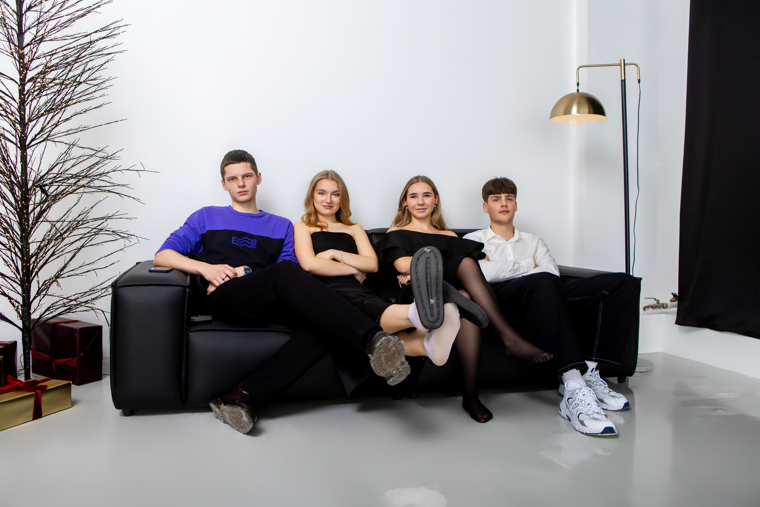 Студия Гимназия 12 11 А 2024 г. Свадебный и портретный Фотограф в Липецке Дмитрий Котюков