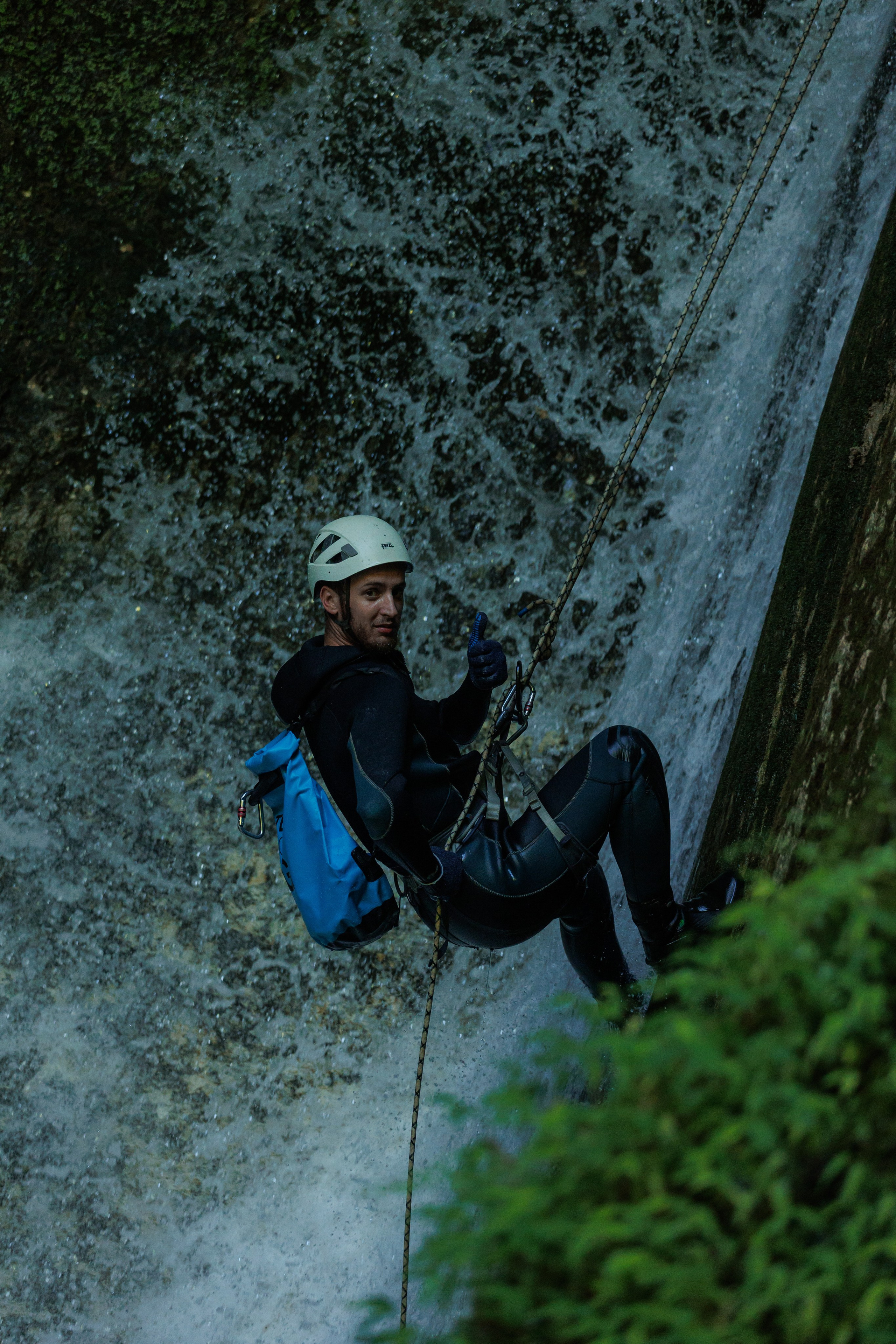 Каньонинг. Фотограф в Санкт-Петербурге и Москве Макс Спектор