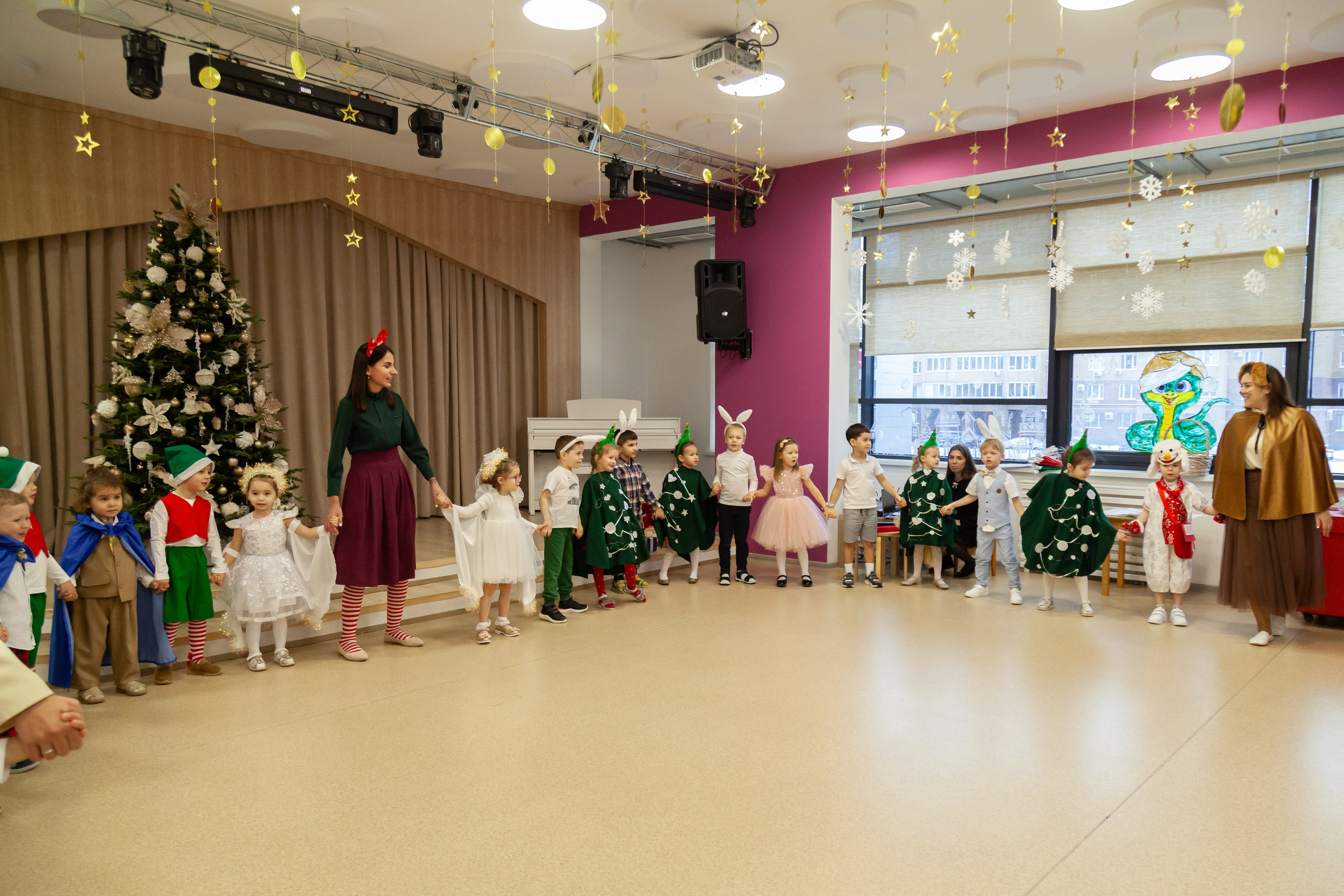 Новогодний утренник. 17.12.24. Профессиональное фото в Казани: от идеи до результата. Фотограф Яна Мур