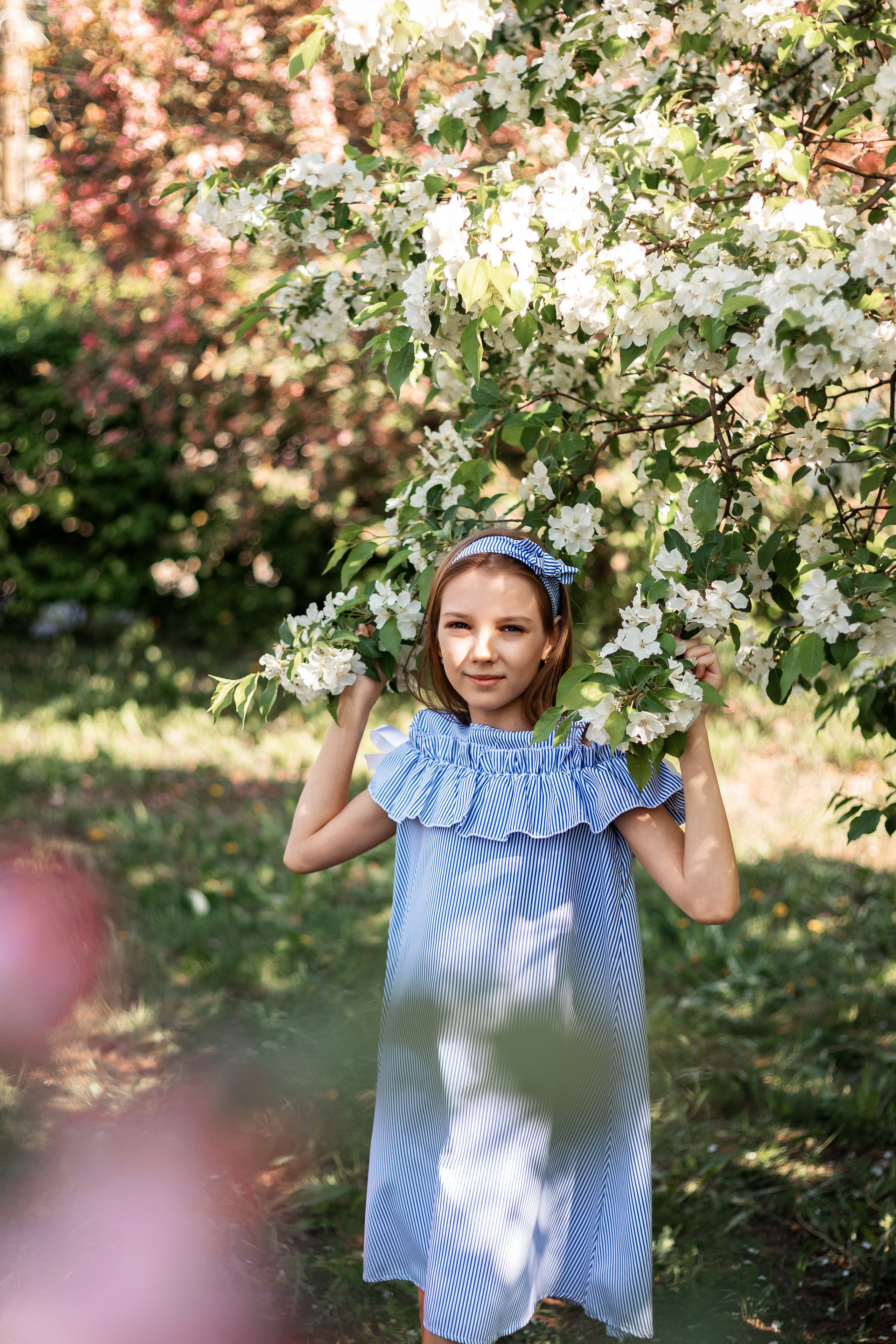 Цветение яблони 2023. Фотограф Пермь. Свадьбы. Семья и дети, школа, д. сад. Фотокниги