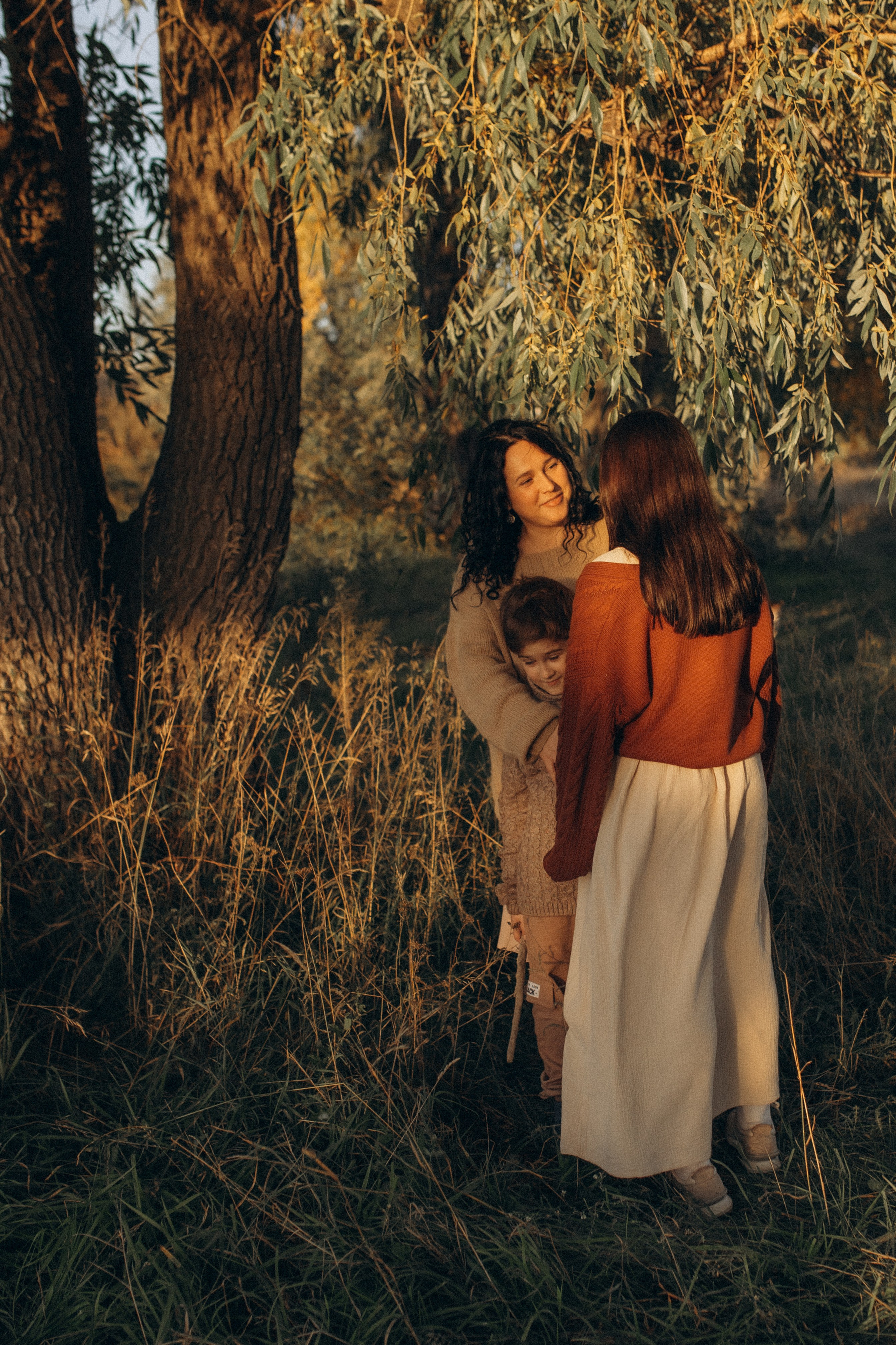 Юля, Милана, Тимур и Добби, осенняя история. Семейный фотограф lifestyle в Новосибирске Елена Шпилевая