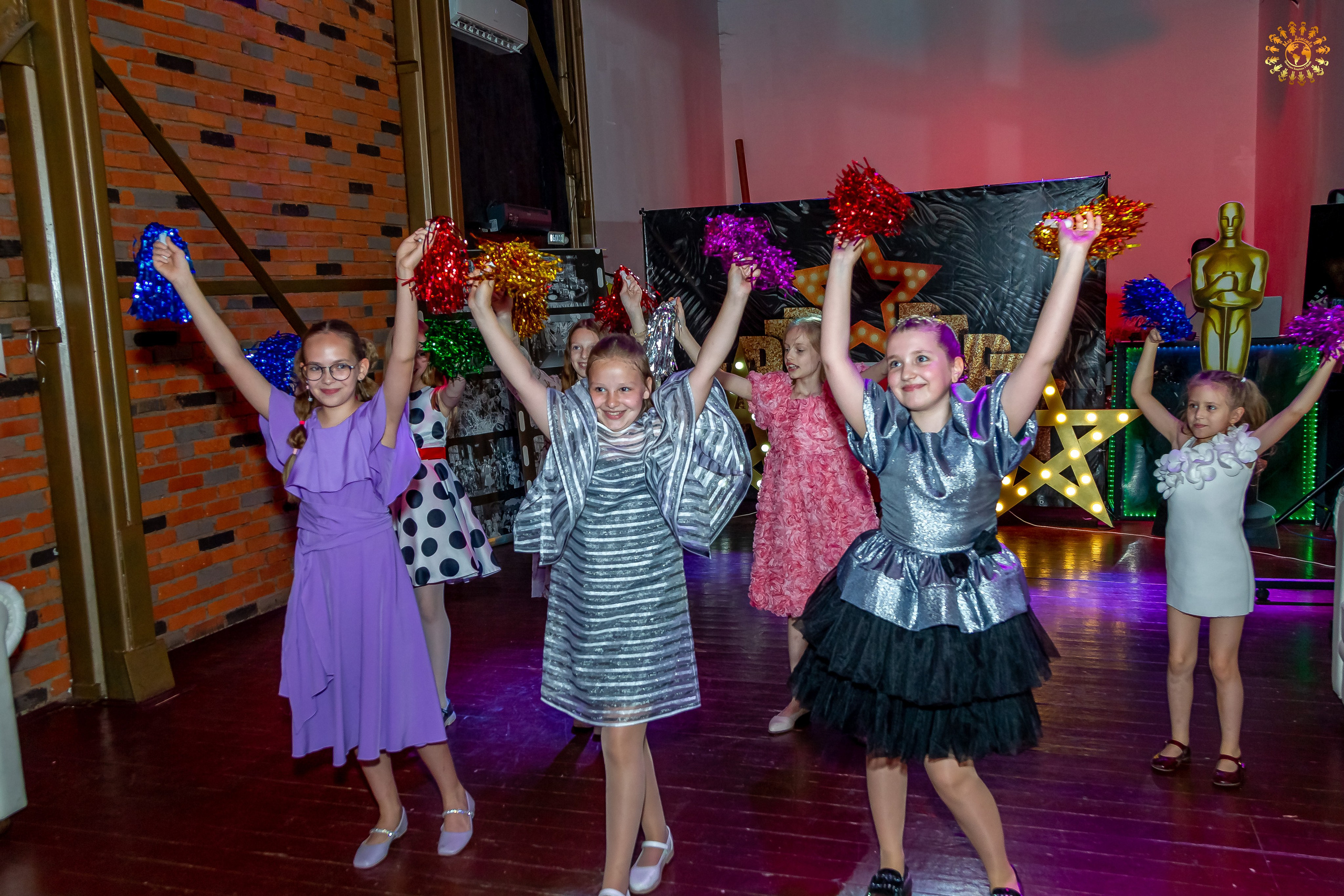 Выпускной 4-го класса 2024. Школа 2109. Репортажная съемка в Москве и области. Анималистика