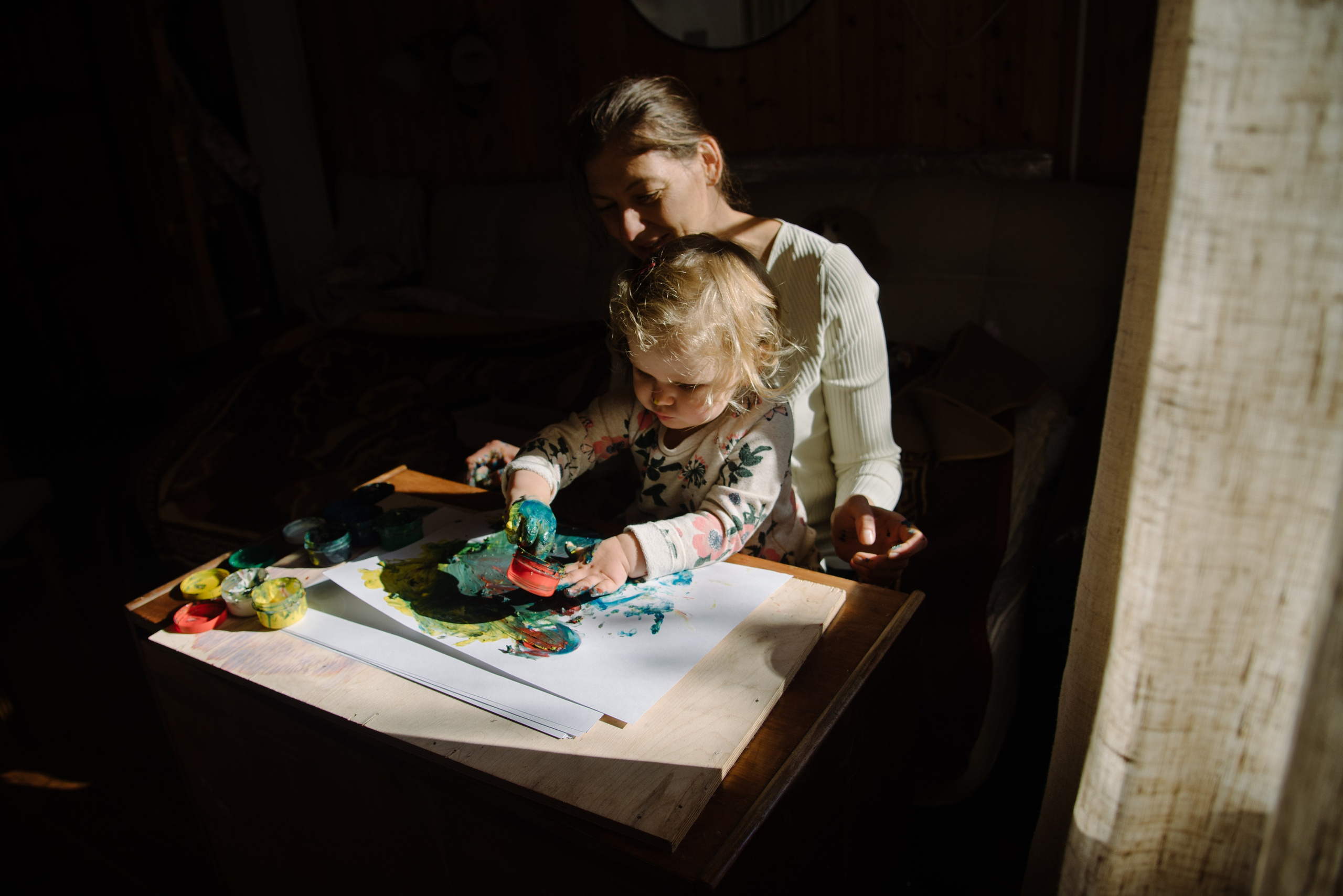 Настя и Василиса. Дом + прогулка. Фотограф Алиса Калинина