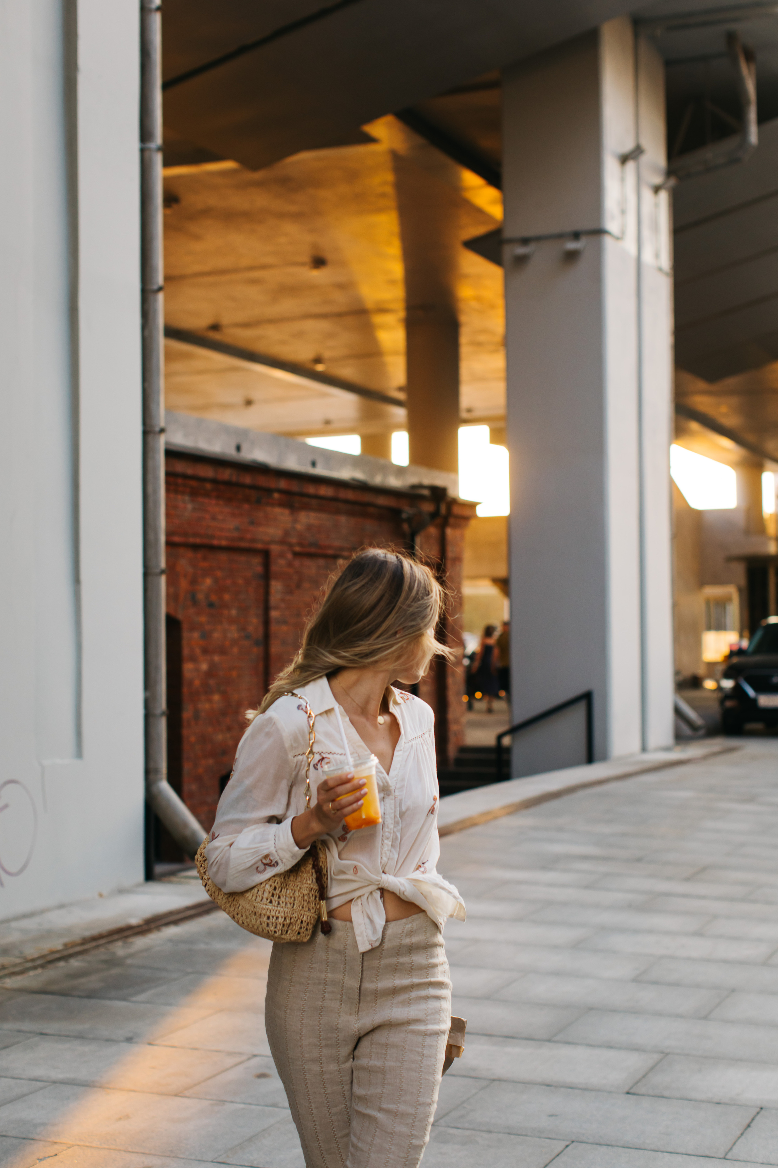 Даша. Летняя съёмка в Москве. Портретный и семейный фотограф Юлия Герман