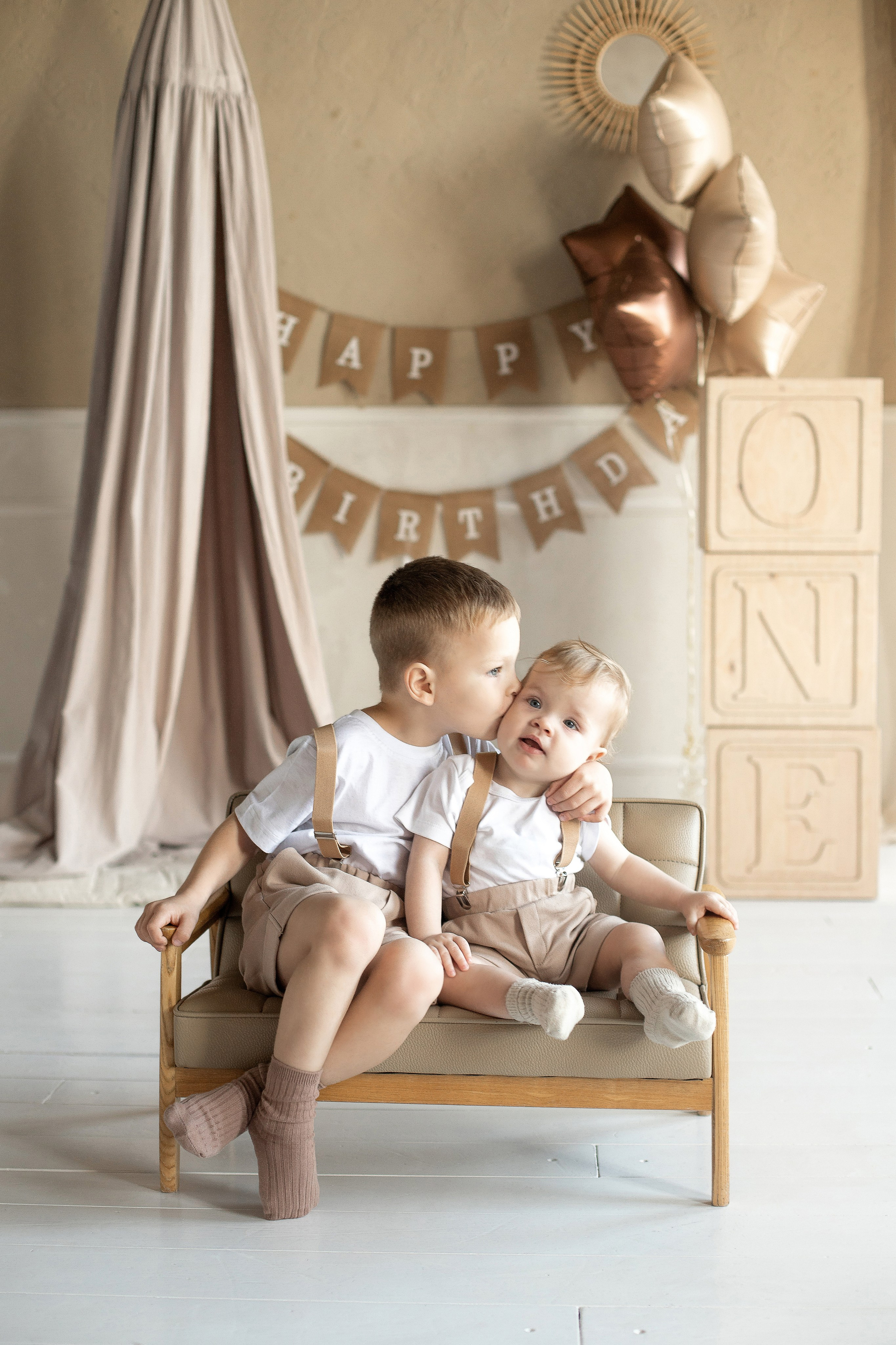 Годик малышу. Семейный и детский фотограф в Красноярске Анна Маюрова