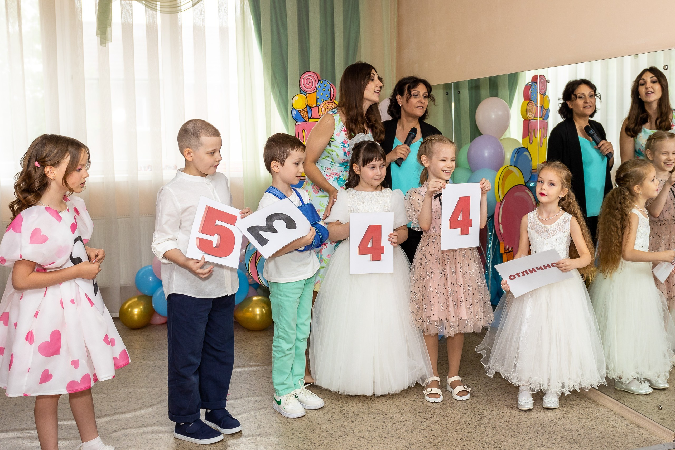 Выпускной Детский сад, 2 часа, 8000. Выпускные альбомы Майкоп, Краснодар Елена Золотарева