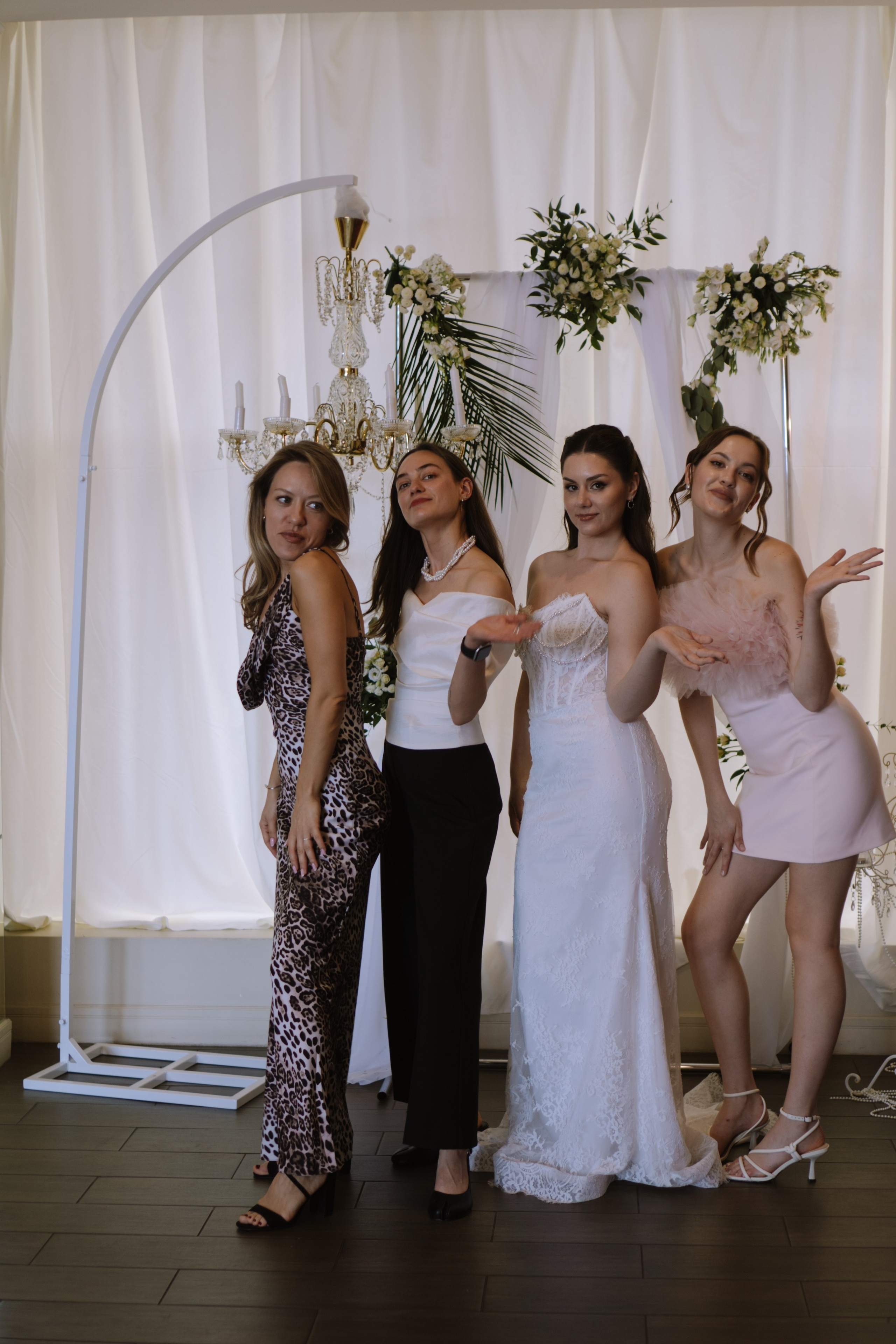 СВАДЕБНЫЙ БАНКЕТ НА ВЛАДИМИРСКОЙ В САНКТ-ПЕТЕРБУРГЕ (КАМЕРНАЯ СВАДЬБА). Профессиональный фотограф, Санкт-Петербург — Виктория Богомолова