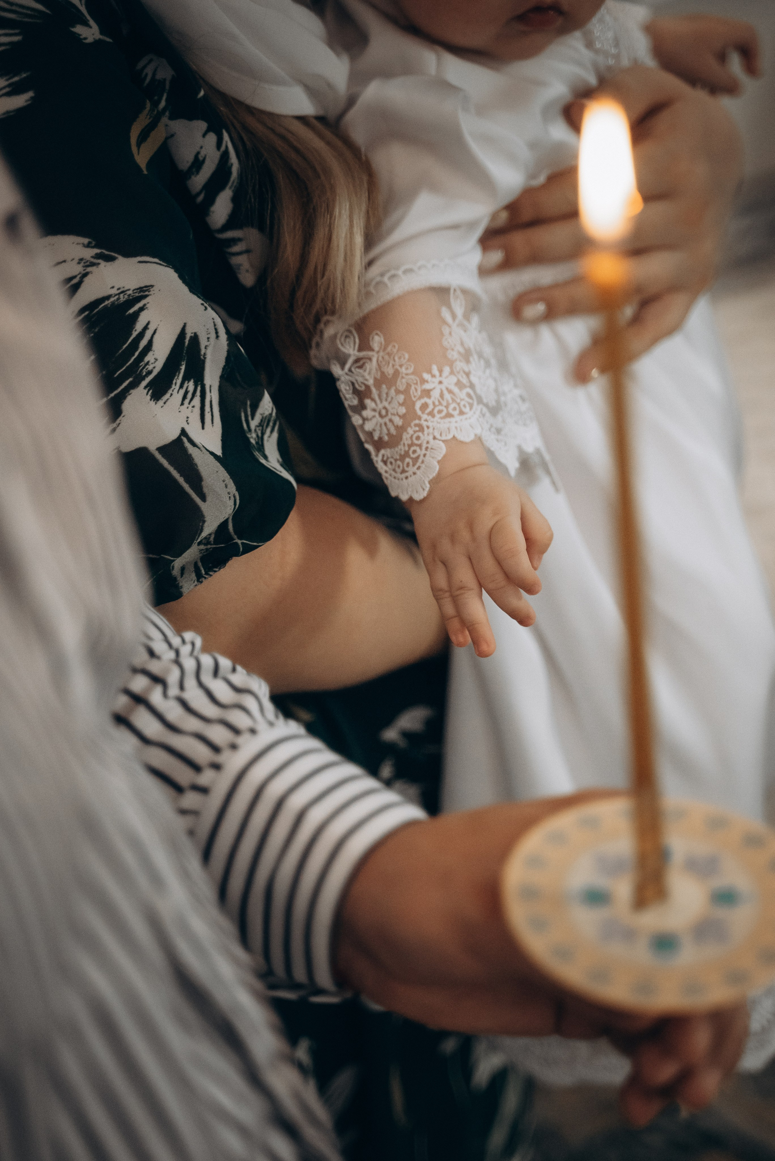Крещение Варюши (Храм Святой Живоначальной Троицы). Семейный фотограф в Минске Дарья Дреко