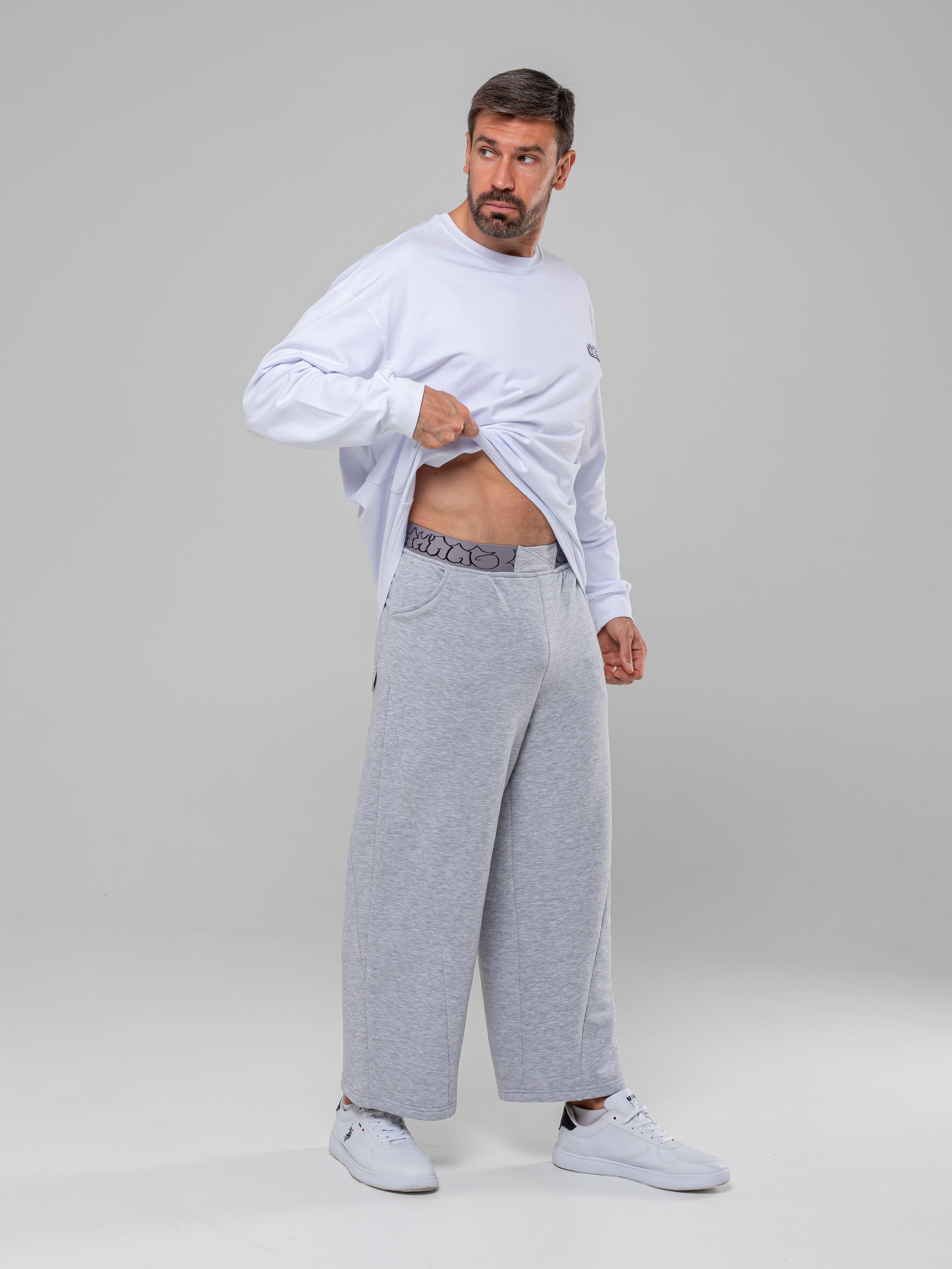 Худи и штаны. Фотограф в Краснодаре Арина Кудряшова