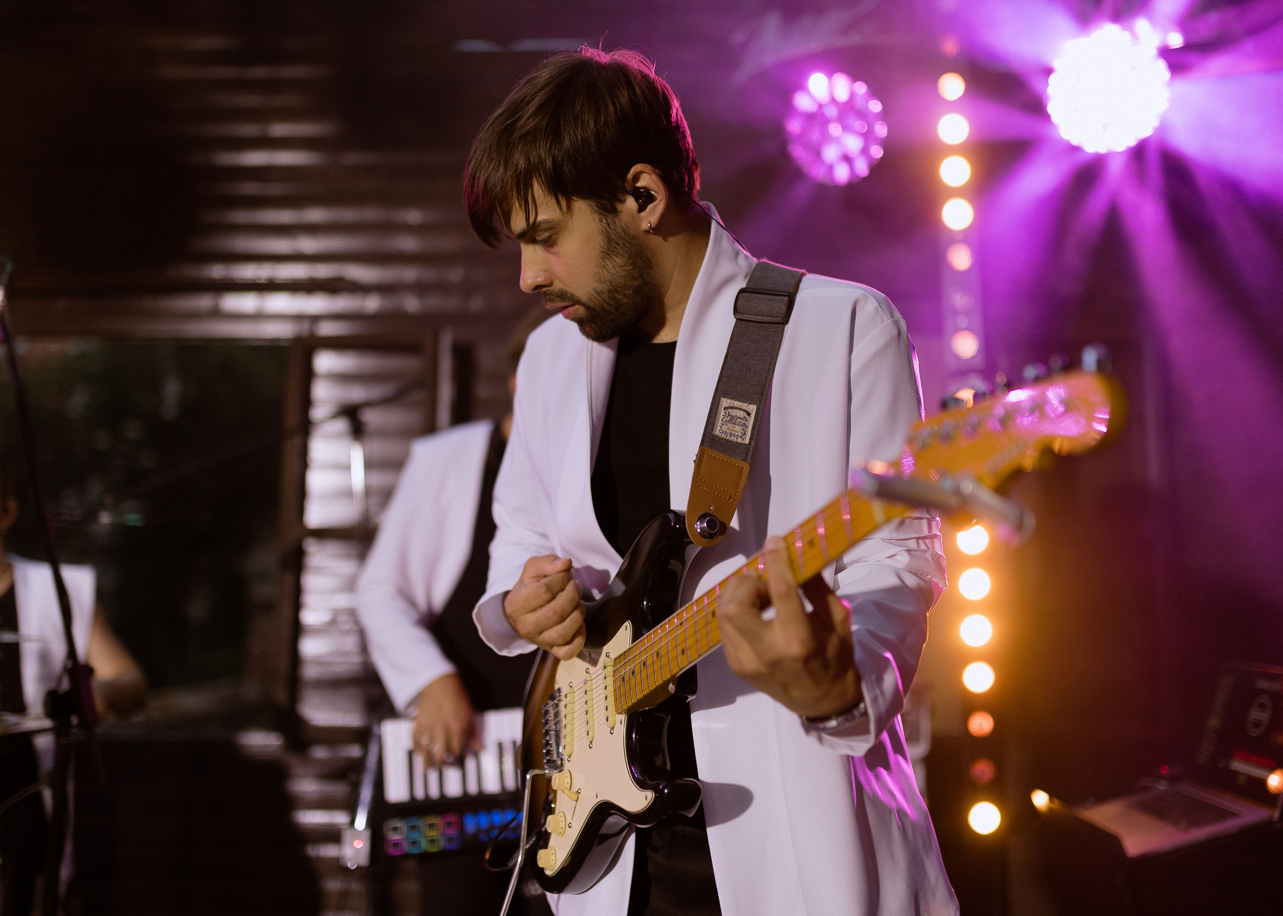 Дмитрий и Алита. Фотограф Эмиль Исякаев