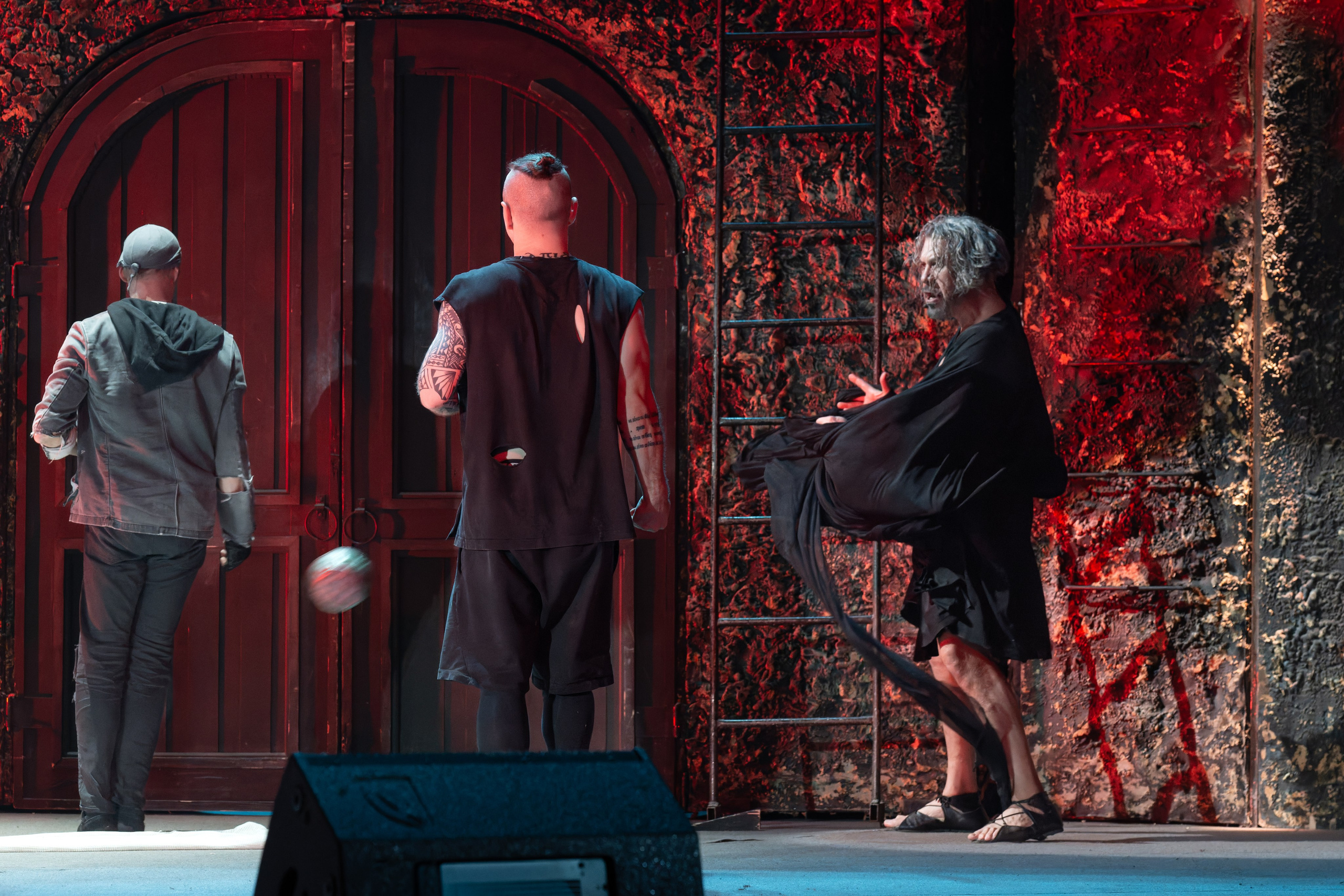 Театр Моссовета: Иисус Христос Супервезда — 35 лет на сцене. Сайт фотографа Сергея Абрамова