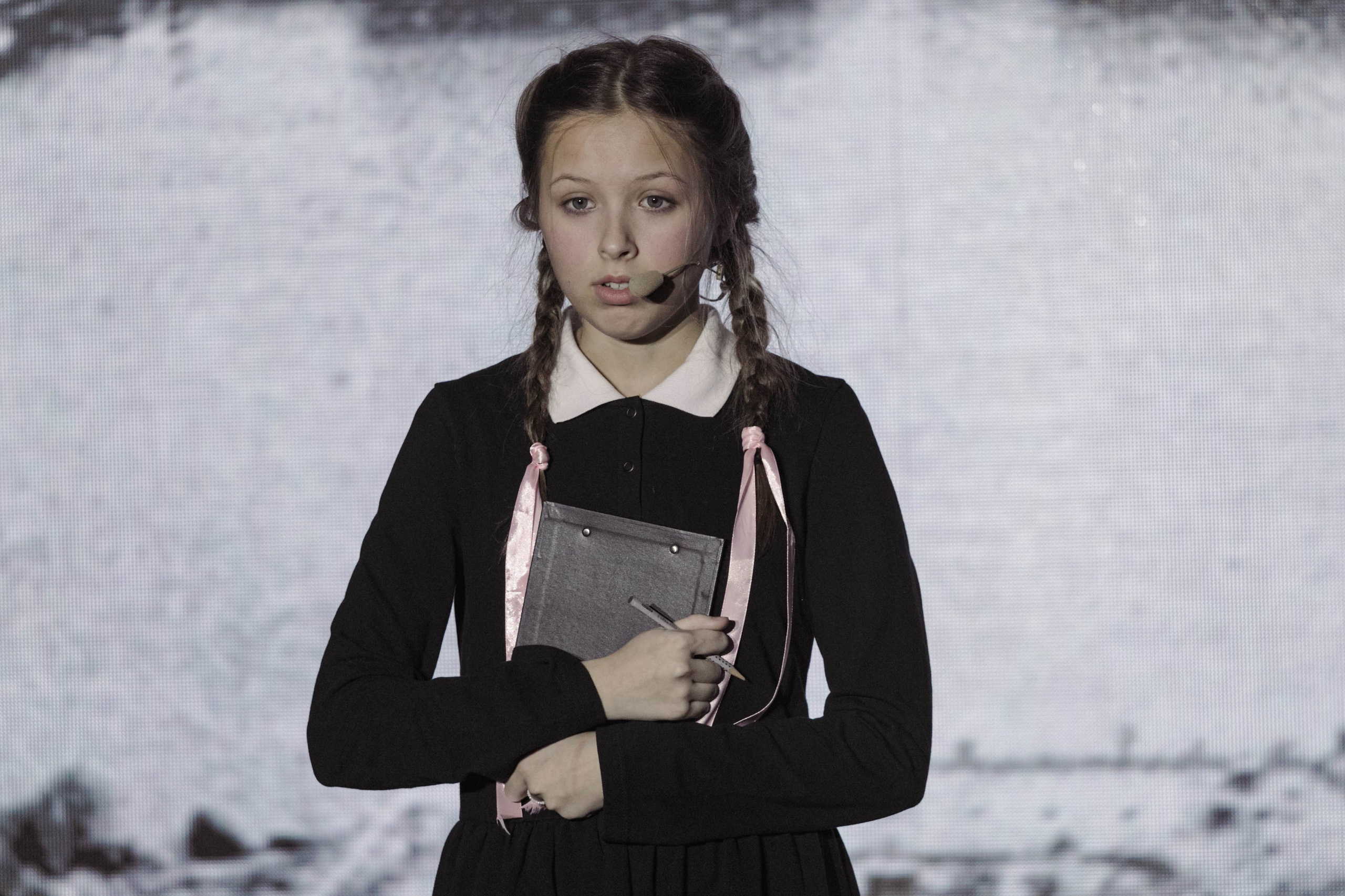 Спектакль "Узелки блокадной памяти", студия художественного слова "Начало", 2024 г. Фотограф: Адмакина Дарья