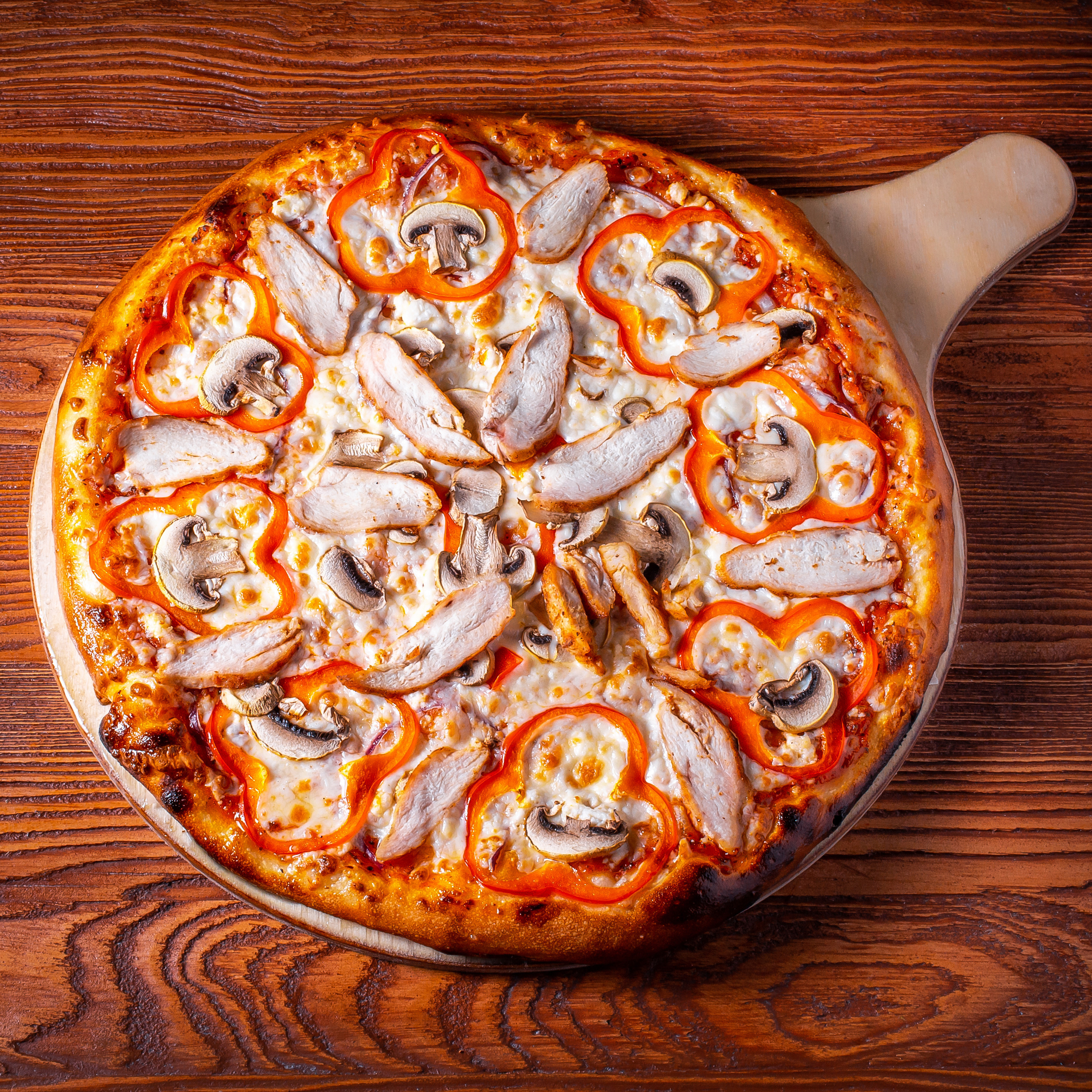 Сельский клуб. Фотографиня Мария Дикова