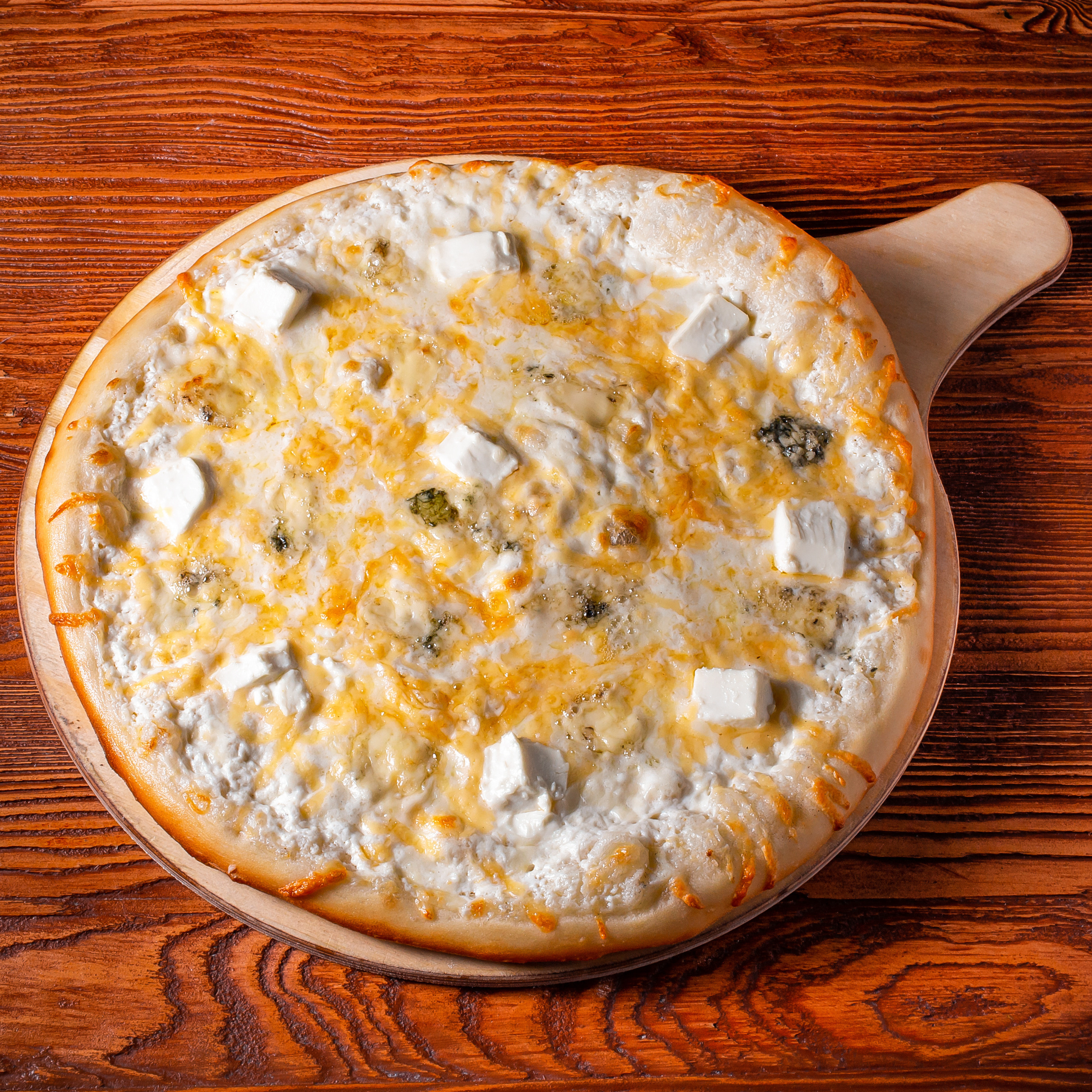 Сельский клуб. Фотографиня Мария Дикова