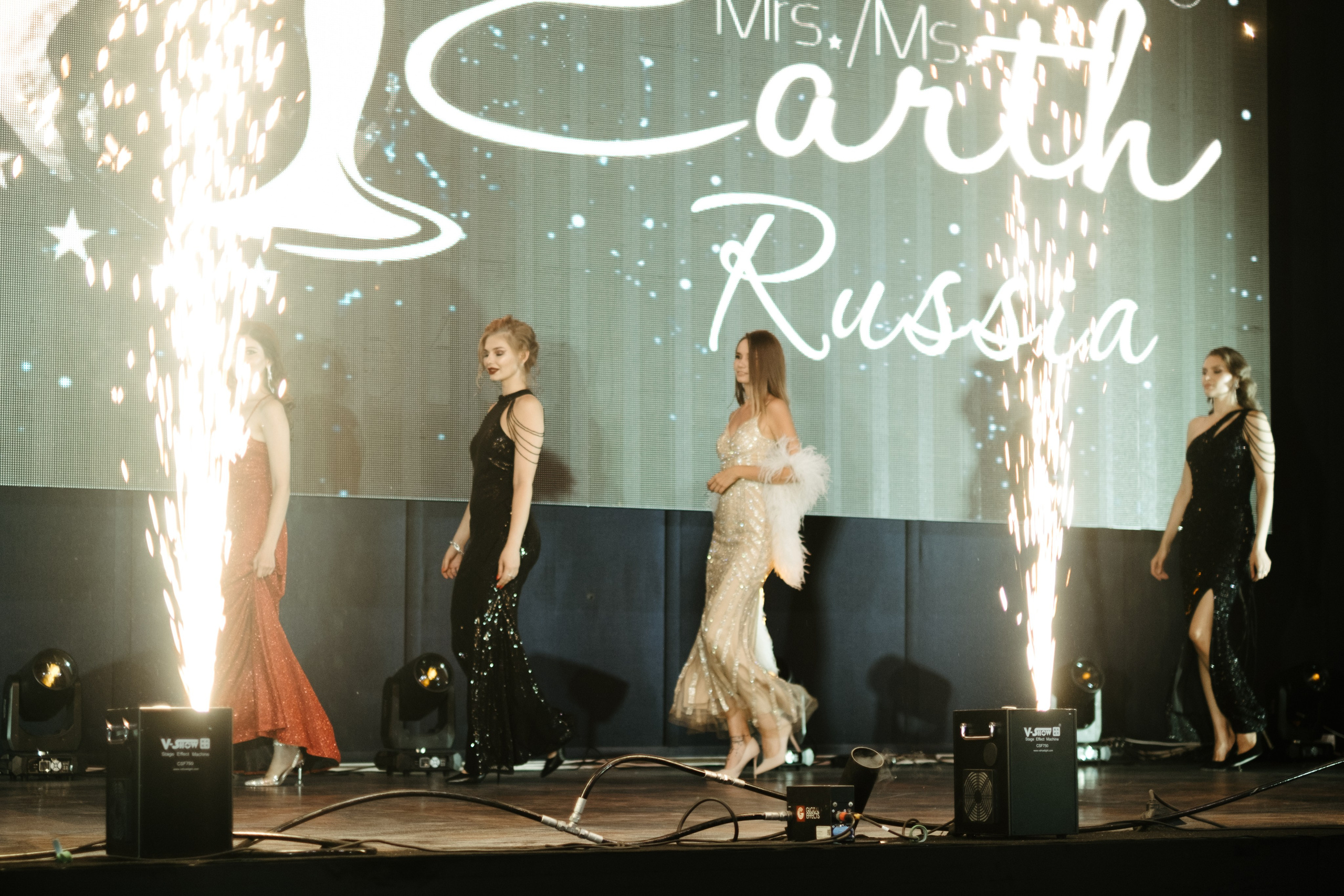 Мисс и Миссис Россия Земли Краснодар 2025 программа. Свадебный и репортажной фотограф Денис Ожигин в Краснодаре и Краснодарском крае