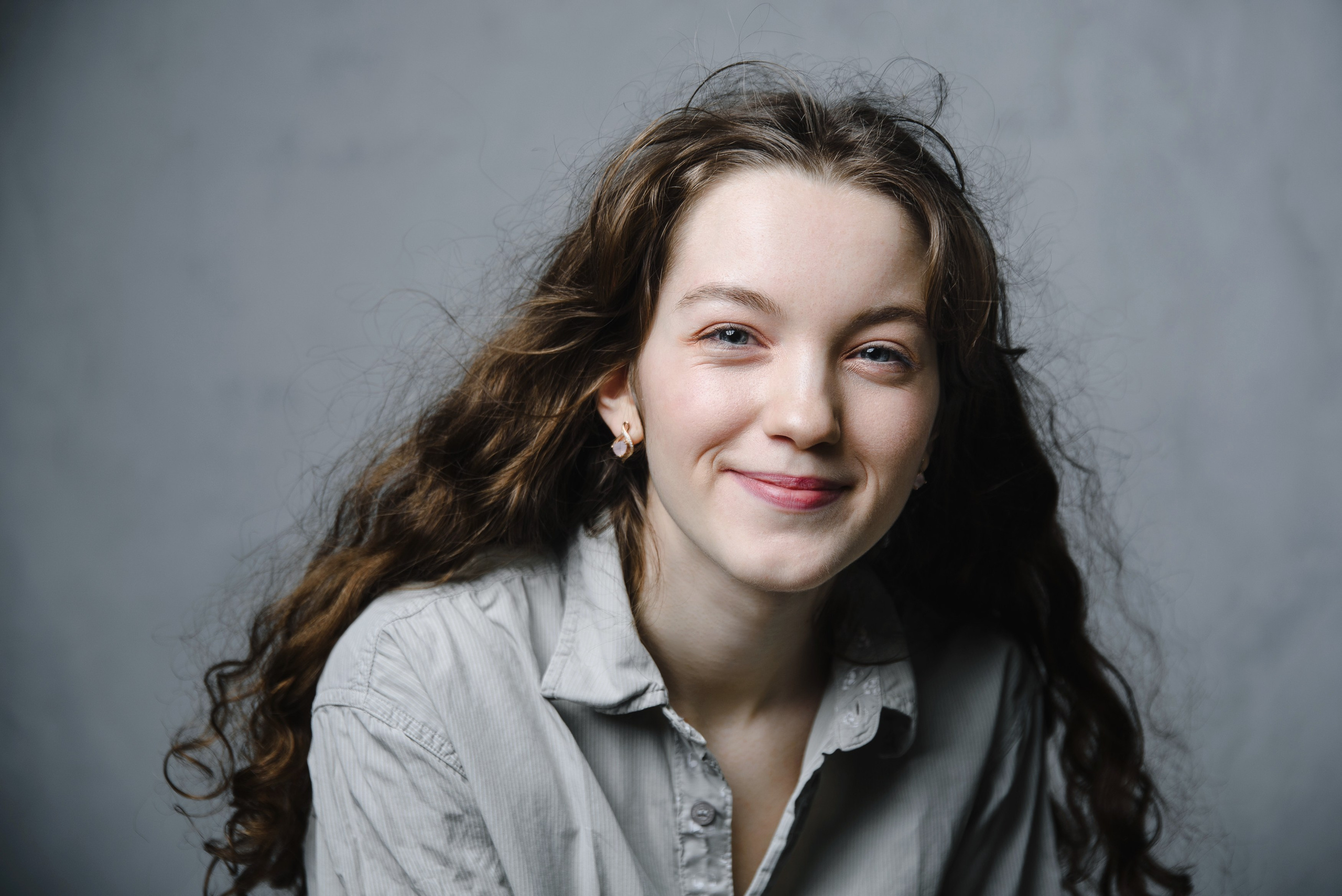 Нина в НЕМЕСТЕ. Фотограф Денис Неместо, портрет, репортаж