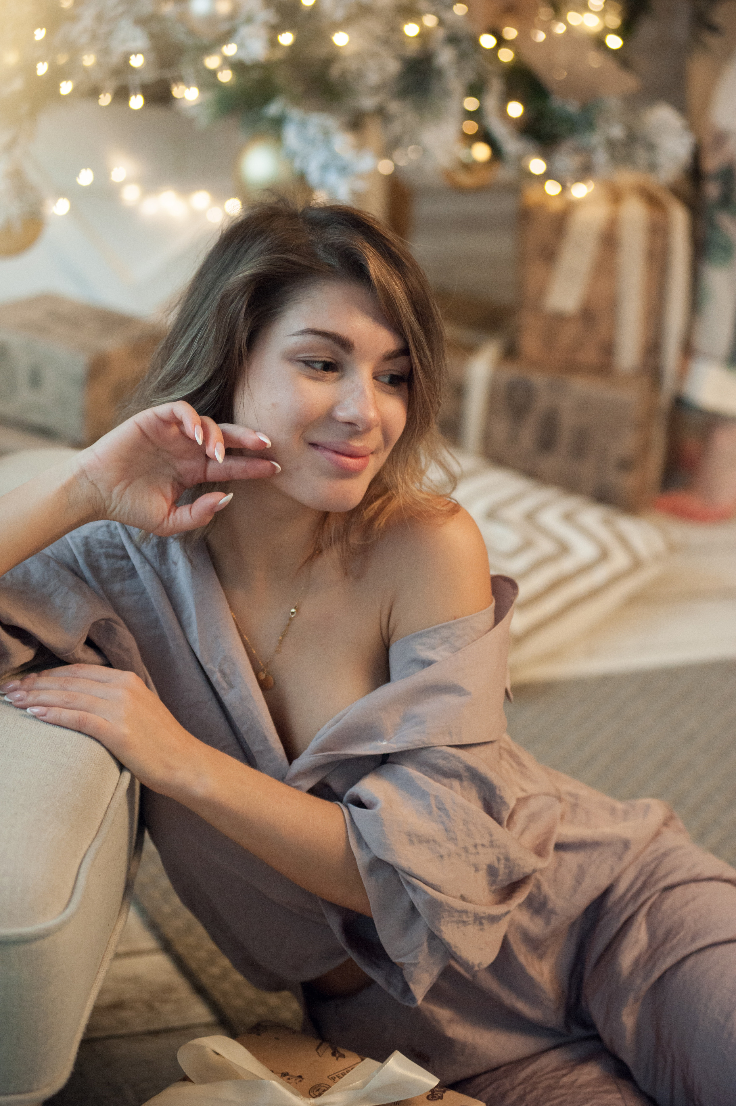 Пижамная вечеринка, новогодняя съемка в фотостудии LAMPA. Бренд-фотограф для экспертов и блогеров в Москве Влада Горбовская