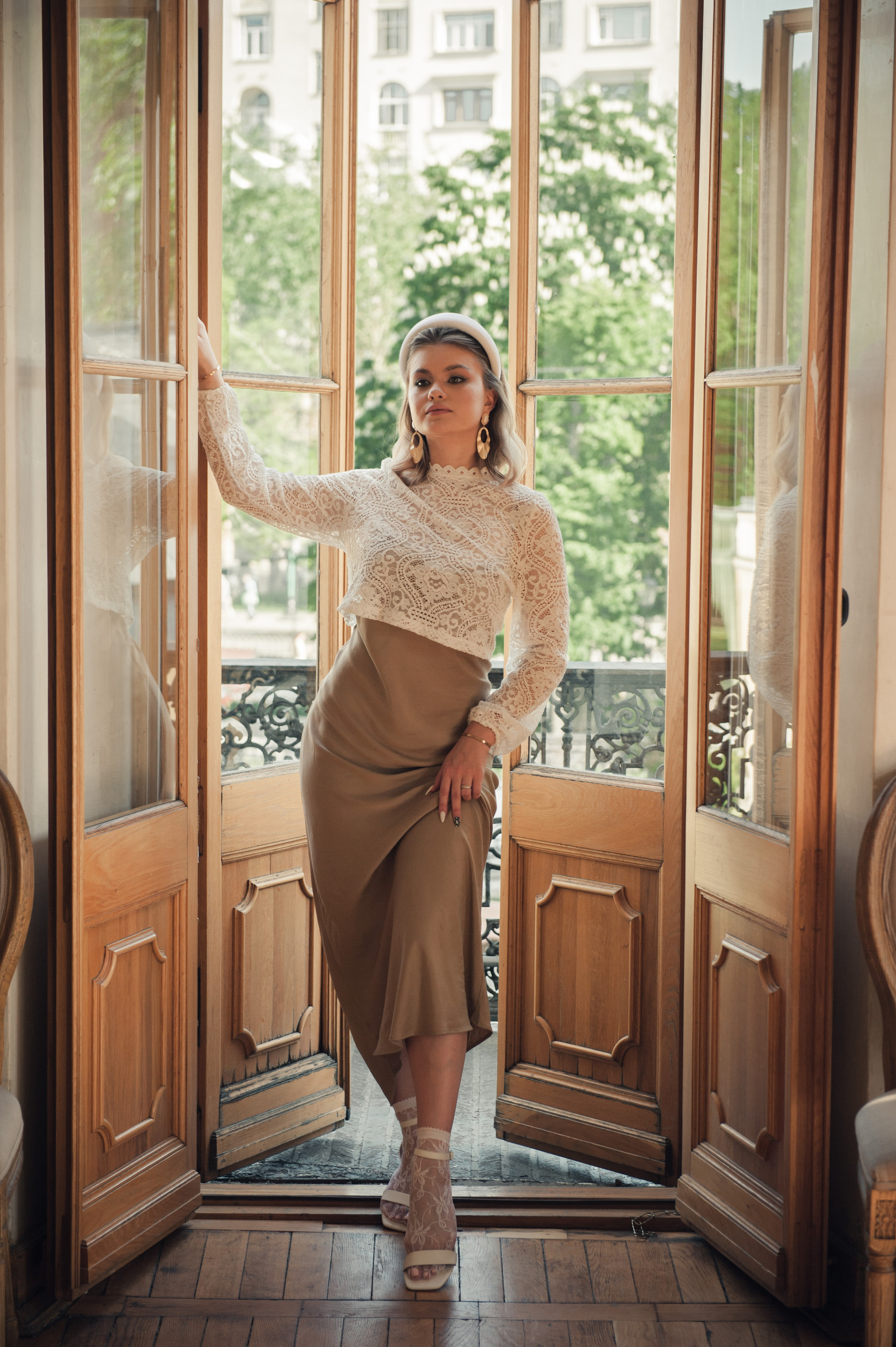 Вероника, библиотека. Бренд-фотограф для экспертов и блогеров в Москве Влада Горбовская