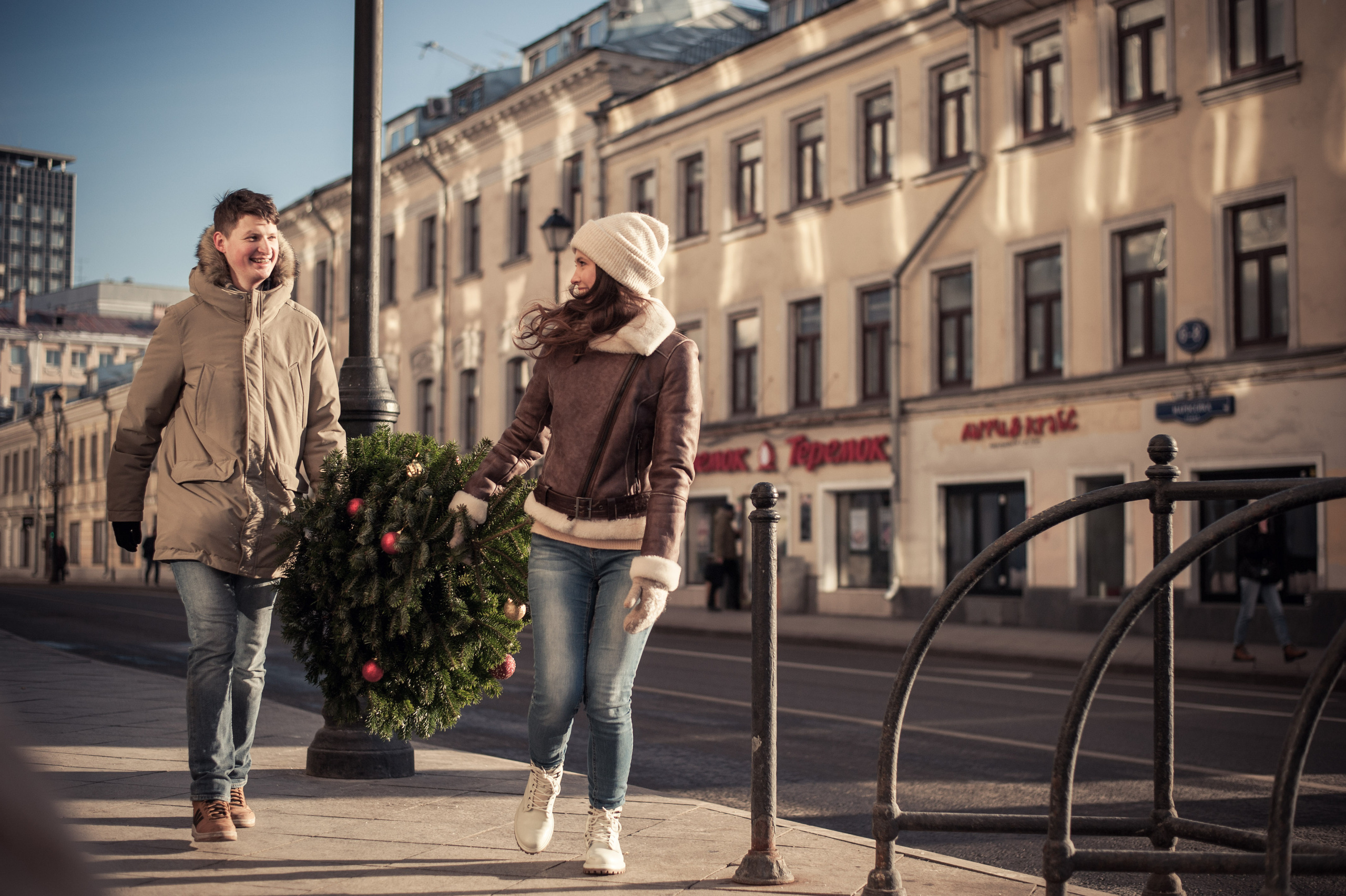 Роман и Валерия, Новый год на улицах. Бренд-фотограф для экспертов и блогеров в Москве Влада Горбовская