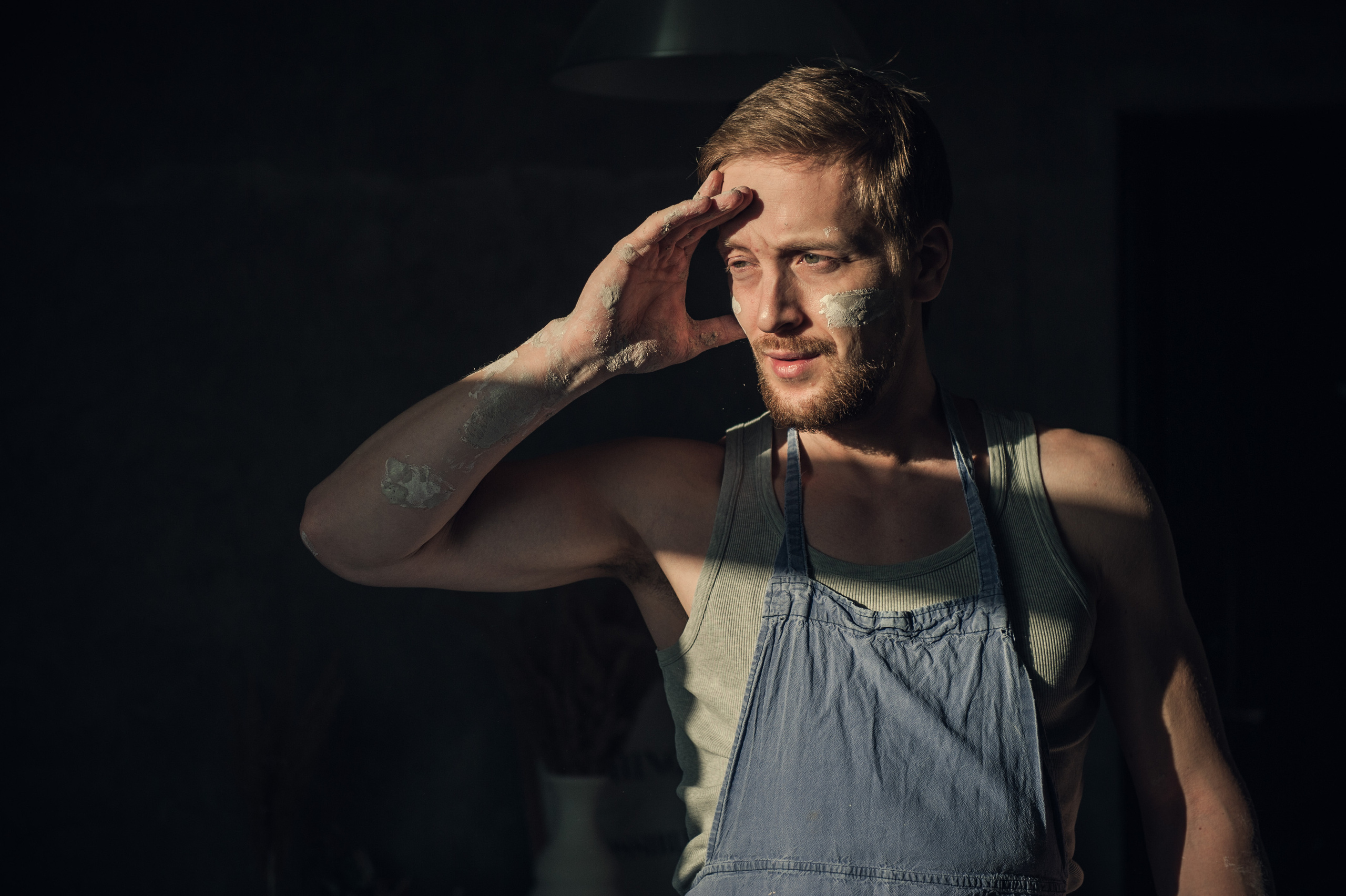 Денис, гончарная мастерская. Бренд-фотограф для экспертов и блогеров в Москве Влада Горбовская