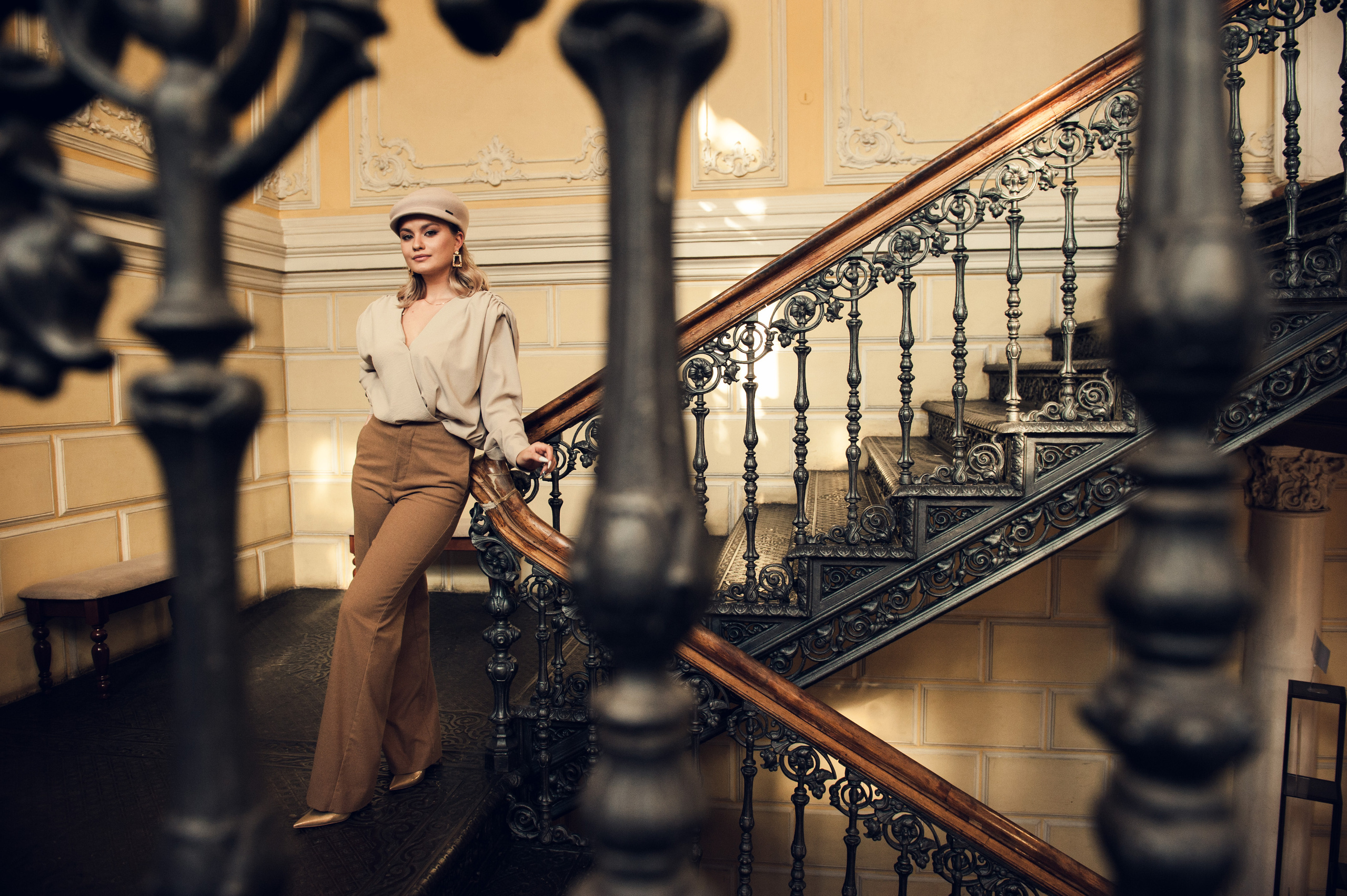 Вероника, библиотека. Бренд-фотограф для экспертов и блогеров в Москве Влада Горбовская