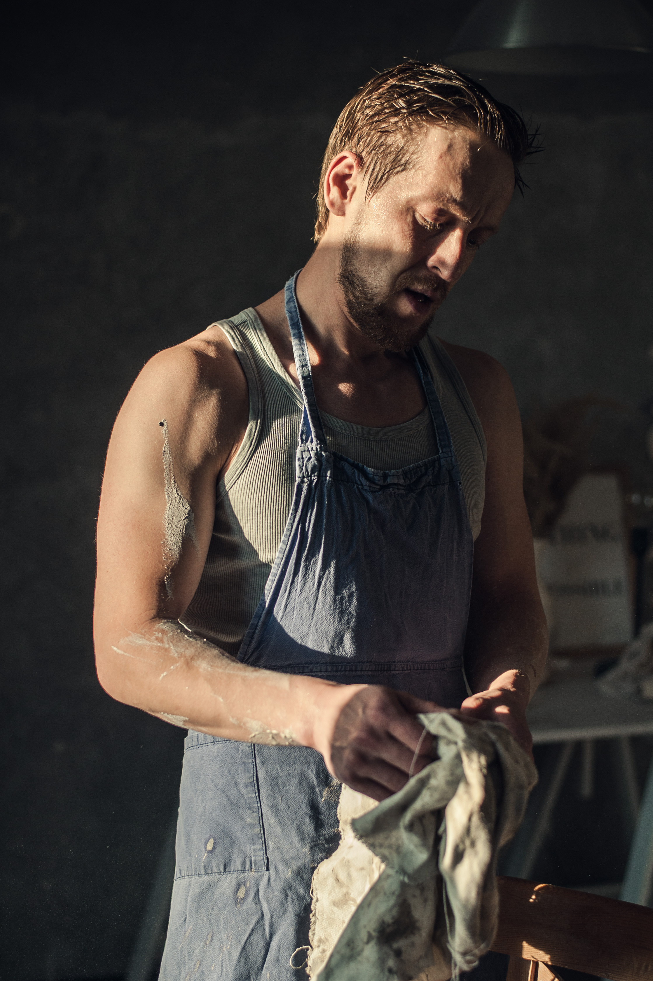 Денис, гончарная мастерская. Бренд-фотограф для экспертов и блогеров в Москве Влада Горбовская