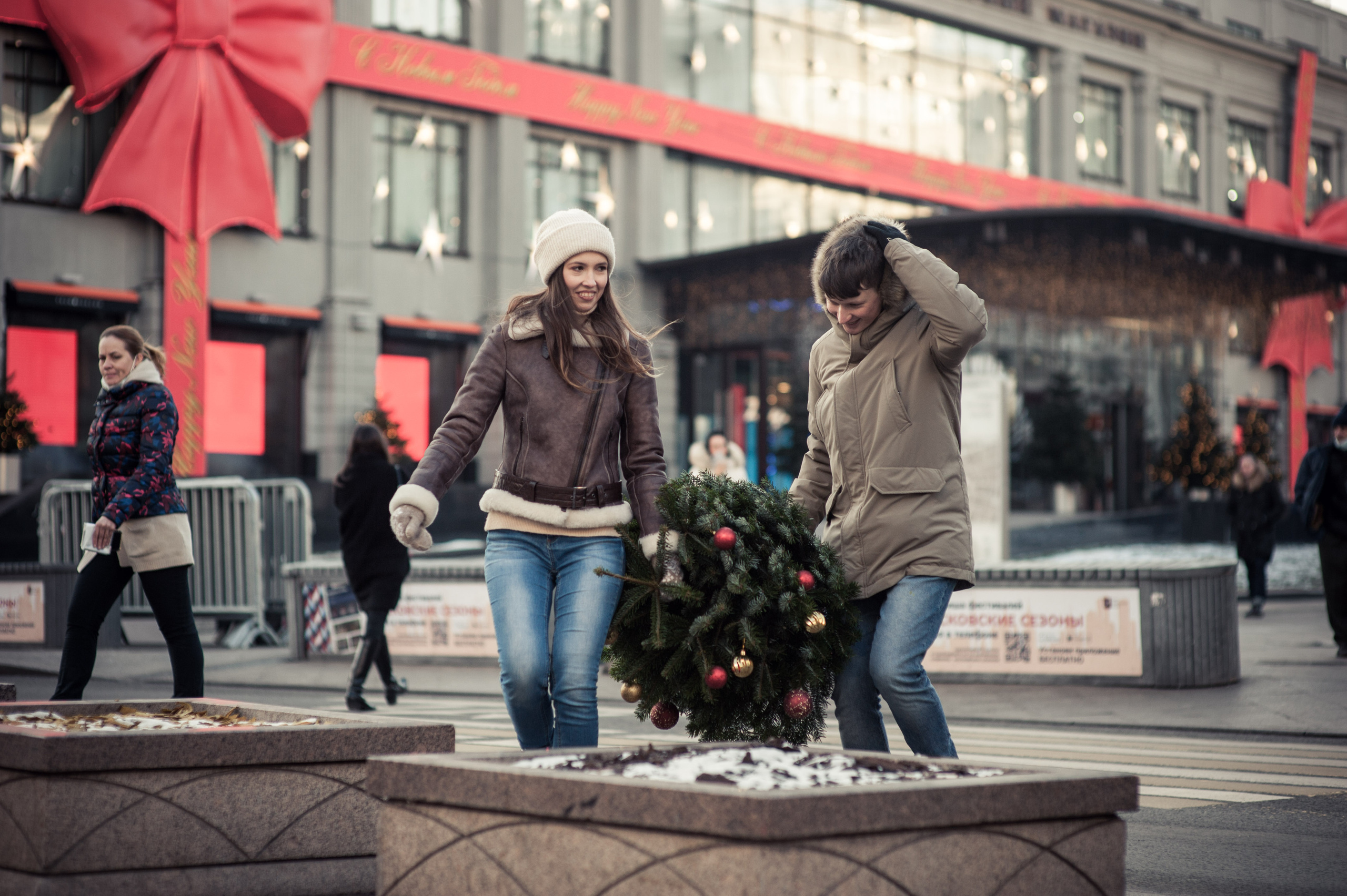 Роман и Валерия, Новый год на улицах. Бренд-фотограф для экспертов и блогеров в Москве Влада Горбовская