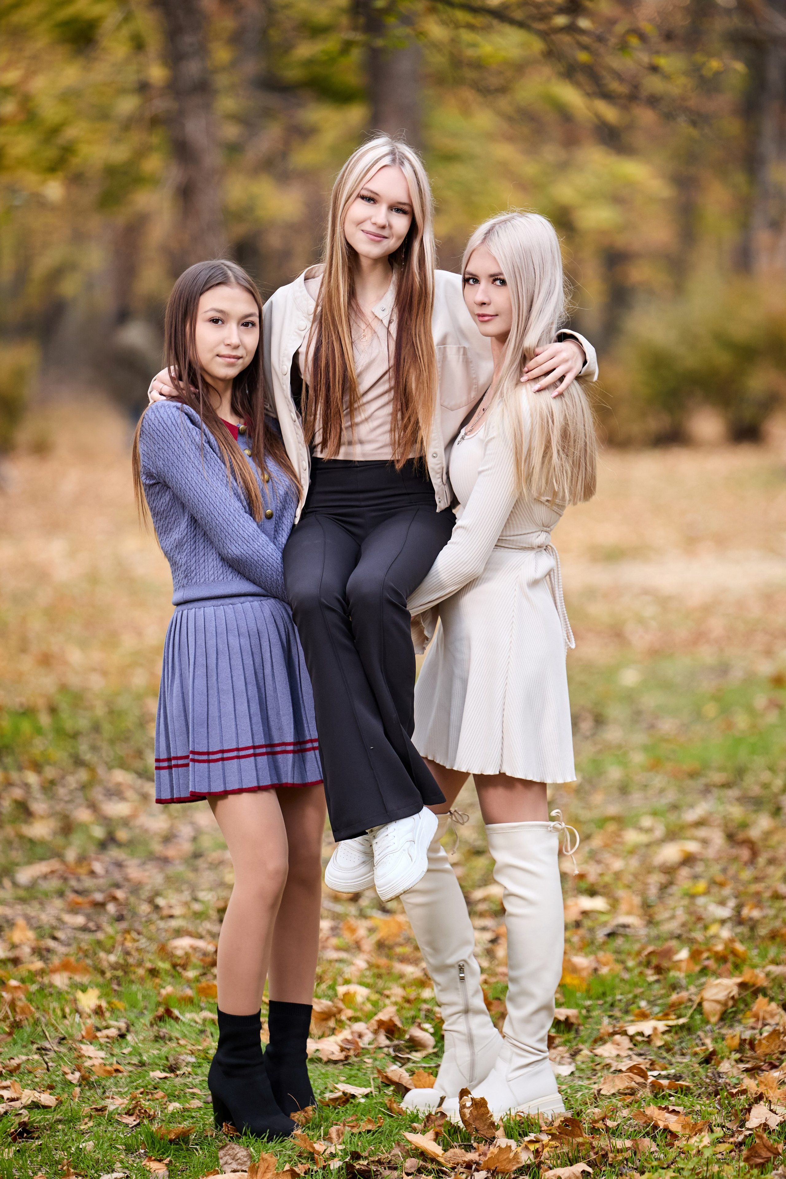 ШКОЛЬНИКИ. АМВРОСИЕВКА. ПАРК. Фотограф Татаринов Андрей (Донецк / Макеевка)