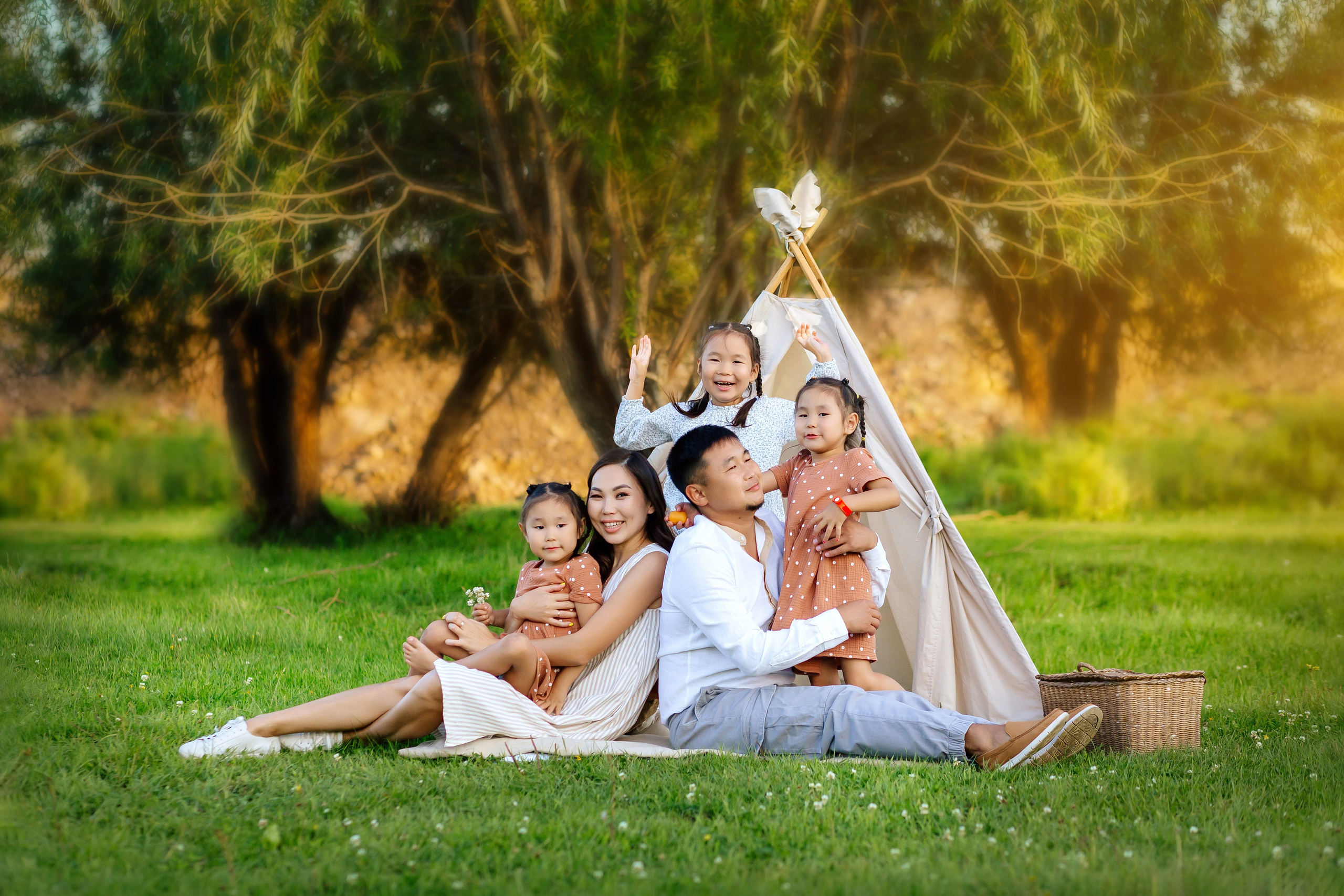 Дарима с семьей. Фотограф Бурятии София Андриянова