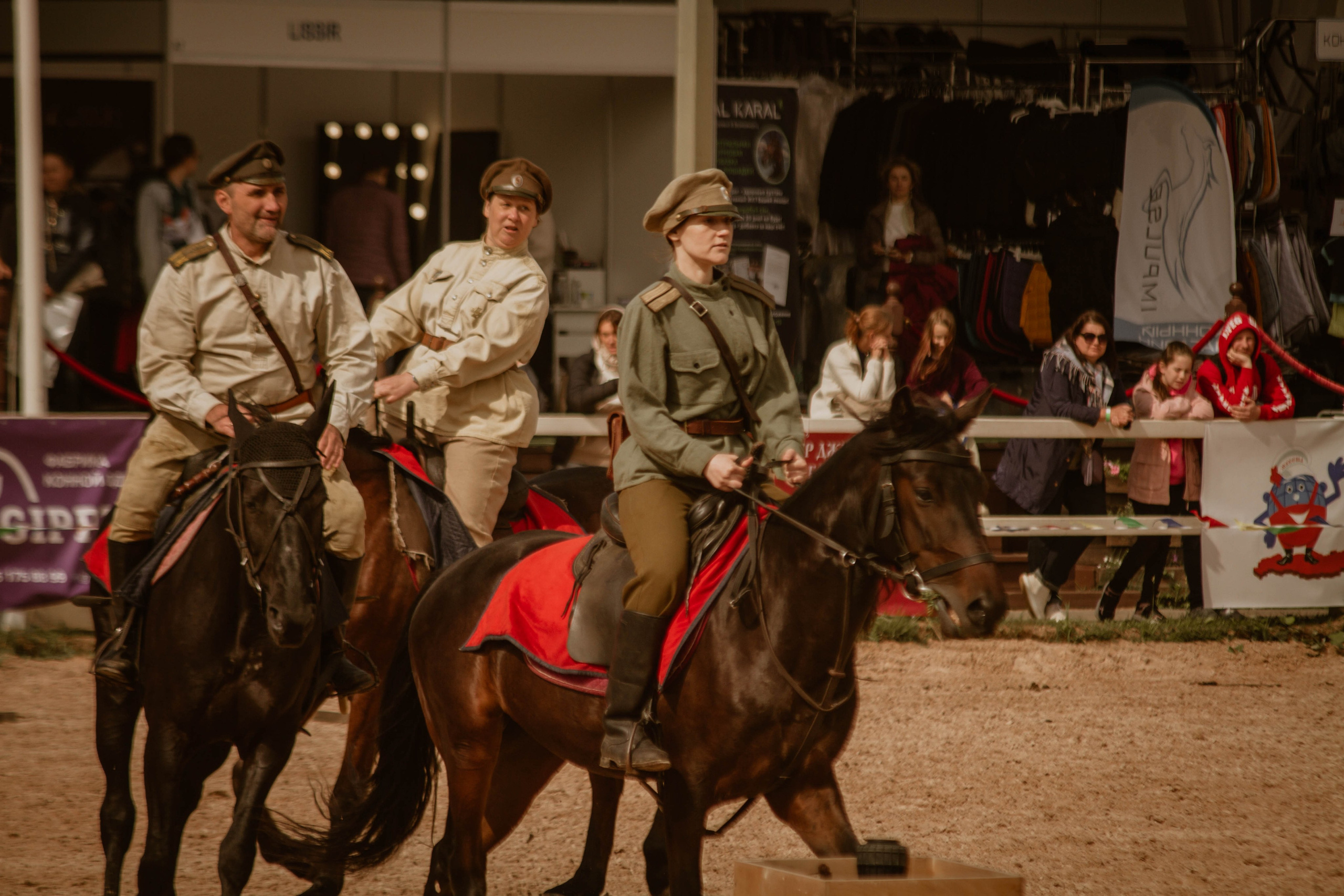 ИППОСФЕРА — Международная конная выставка. Создадим шедевр? Виталина и её фотоискусство