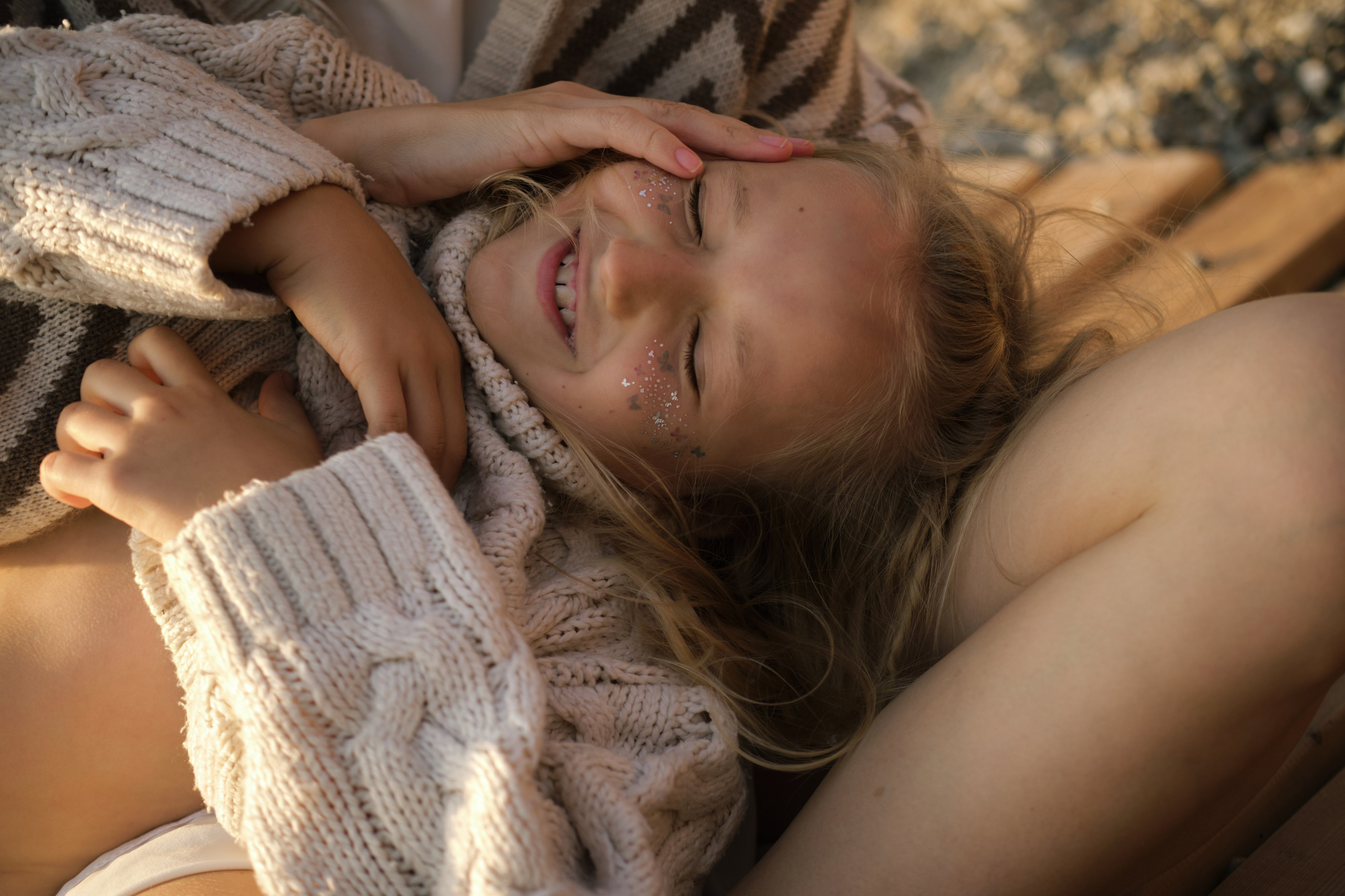 Под шум прибоя. Фотограф Карелина Полина