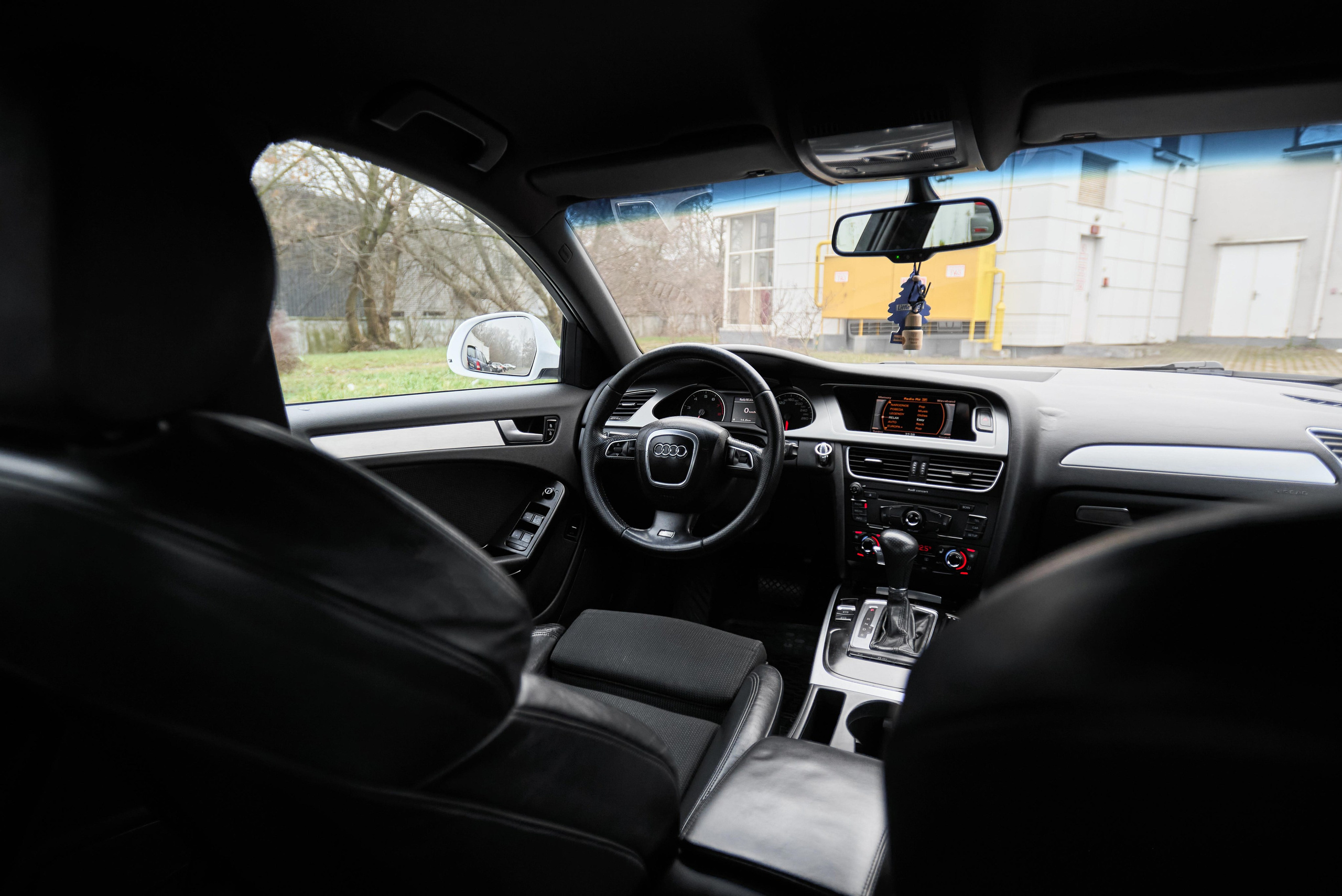 Audi А4. Автомобильный и интерьерный фотограф в Минске Александр Тагаев