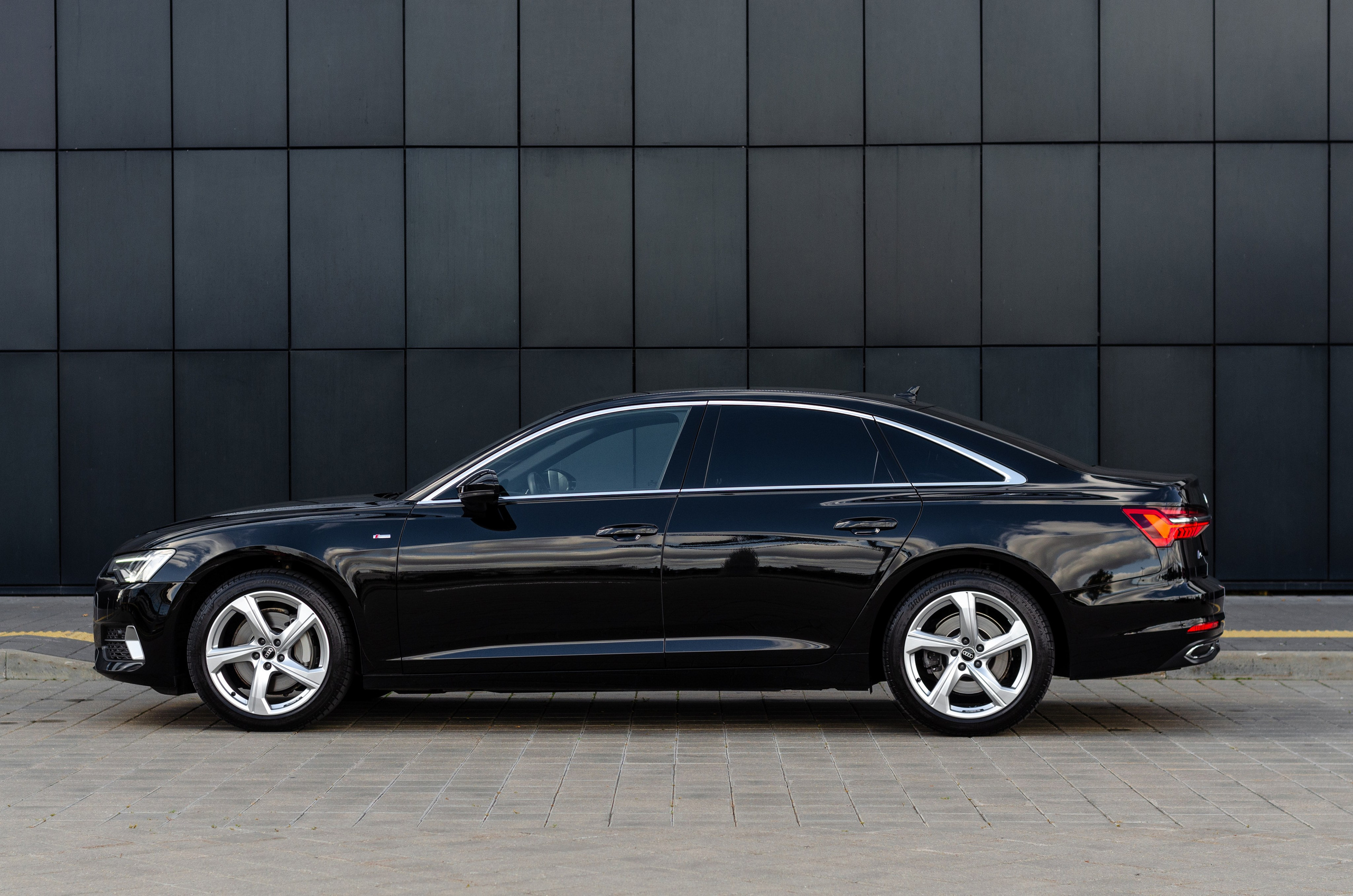 Audi A6. Автомобильный и интерьерный фотограф в Минске Александр Тагаев