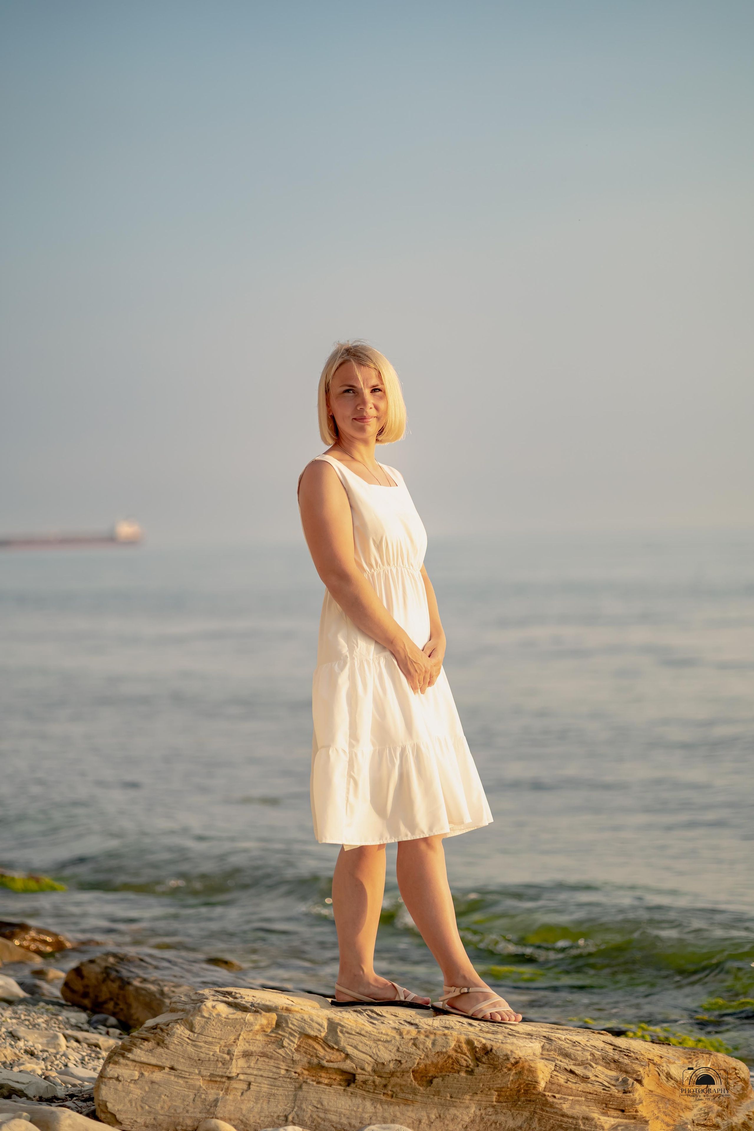 Прекрасный закат в кругу семьи. 17.06.2023. Семейный и портретный фотограф в Геленджике Любовь Бодрова