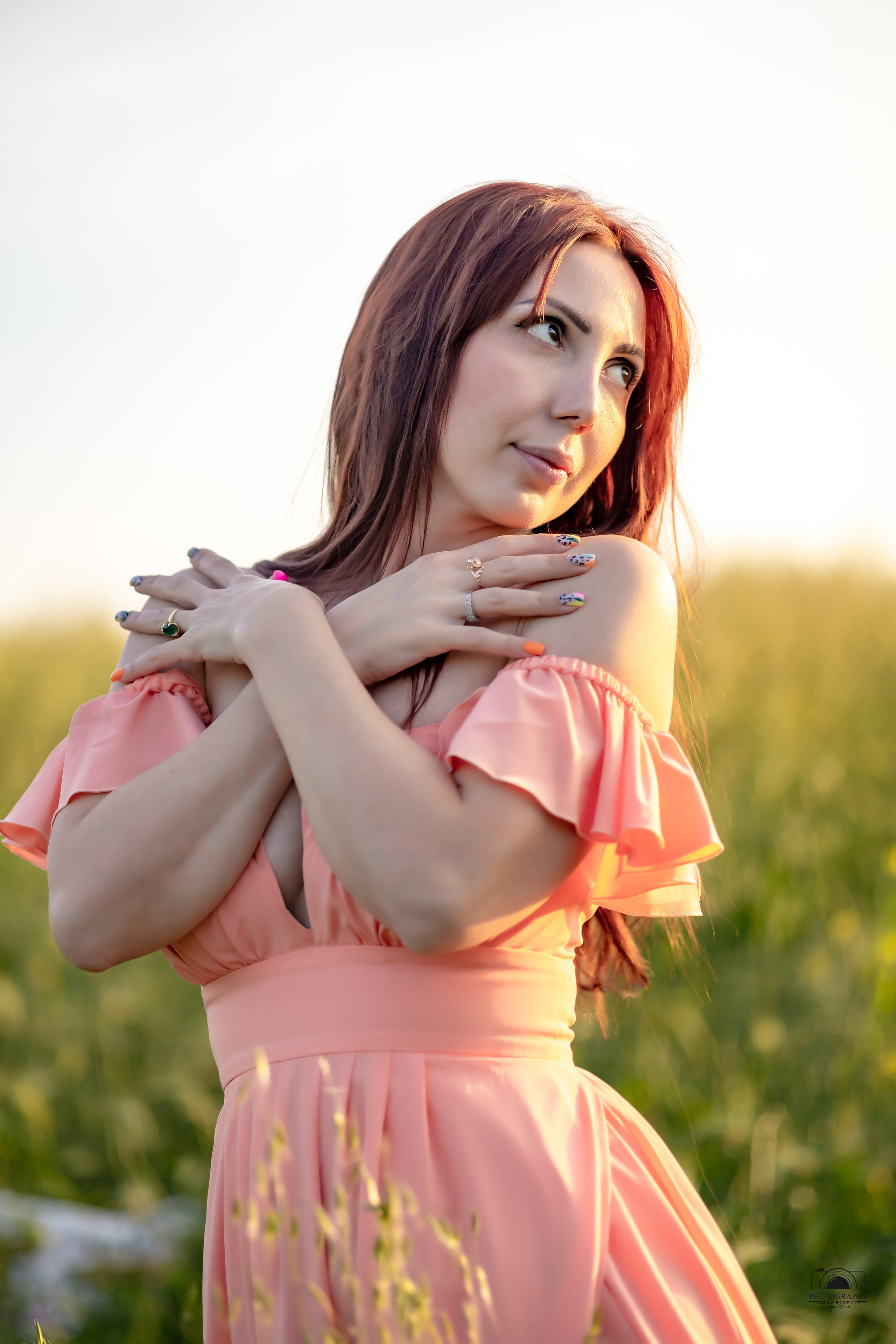 Маргарита. Закат в поле. Семейный и портретный фотограф в Геленджике Любовь Бодрова