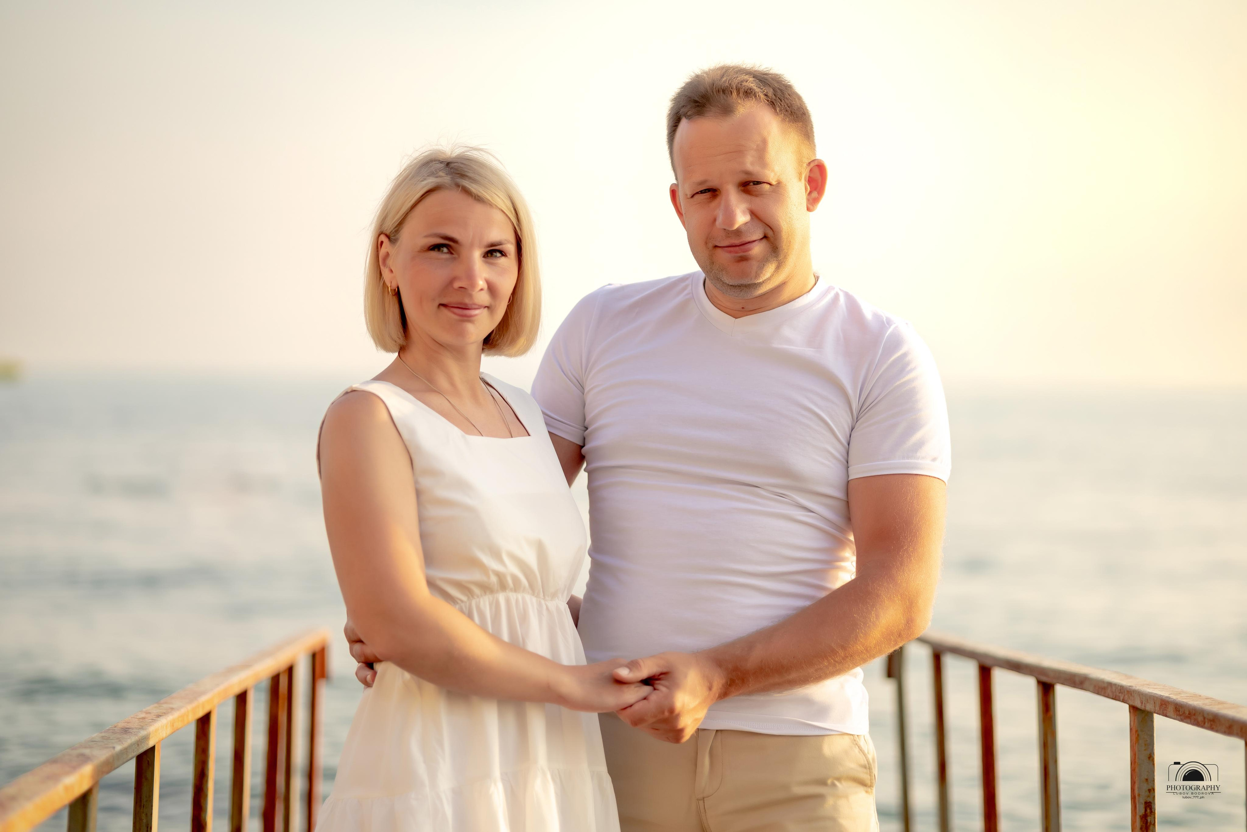 Прекрасный закат в кругу семьи. 17.06.2023. Семейный и портретный фотограф в Геленджике Любовь Бодрова