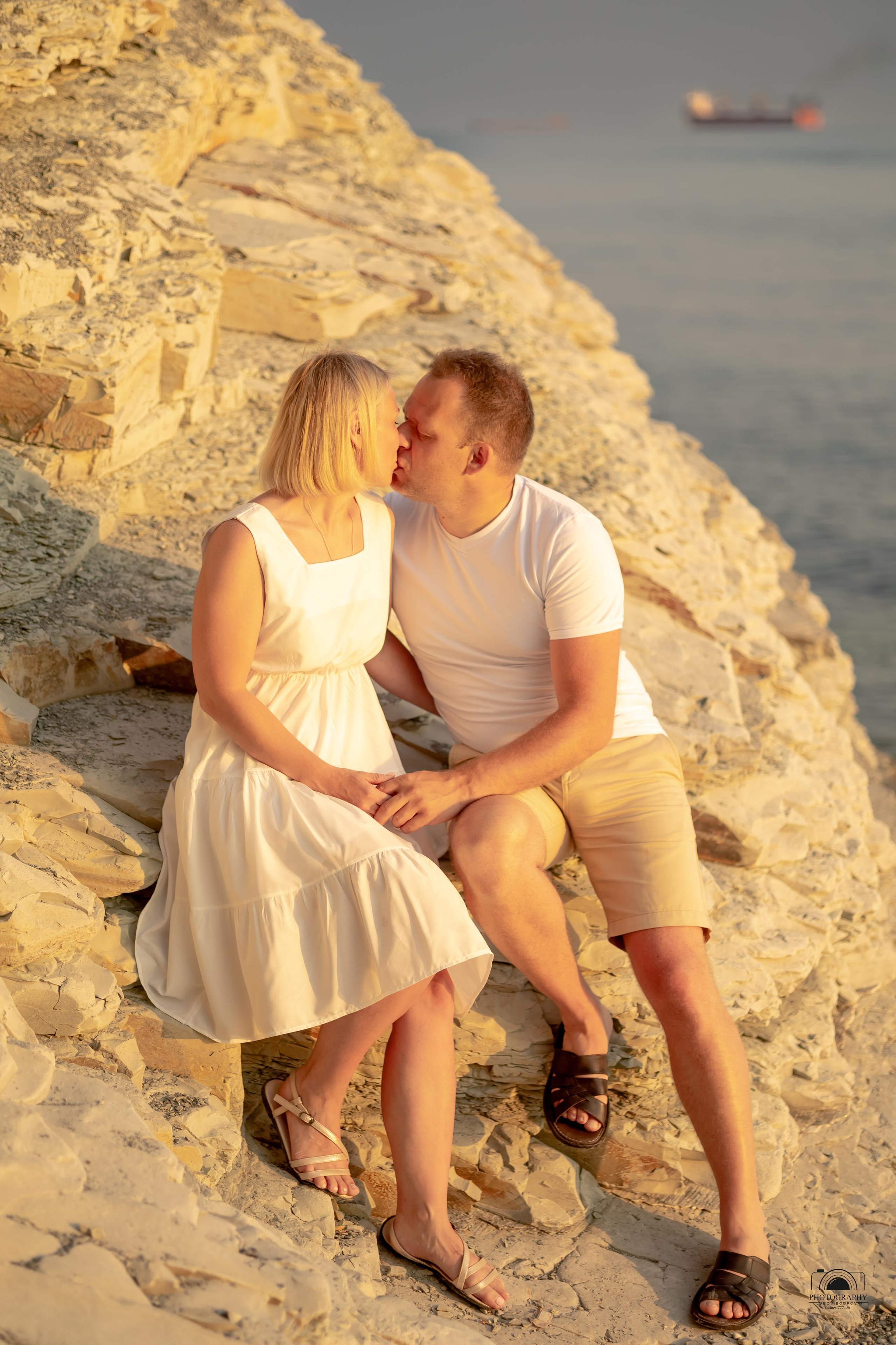 Прекрасный закат в кругу семьи. 17.06.2023. Семейный и портретный фотограф в Геленджике Любовь Бодрова
