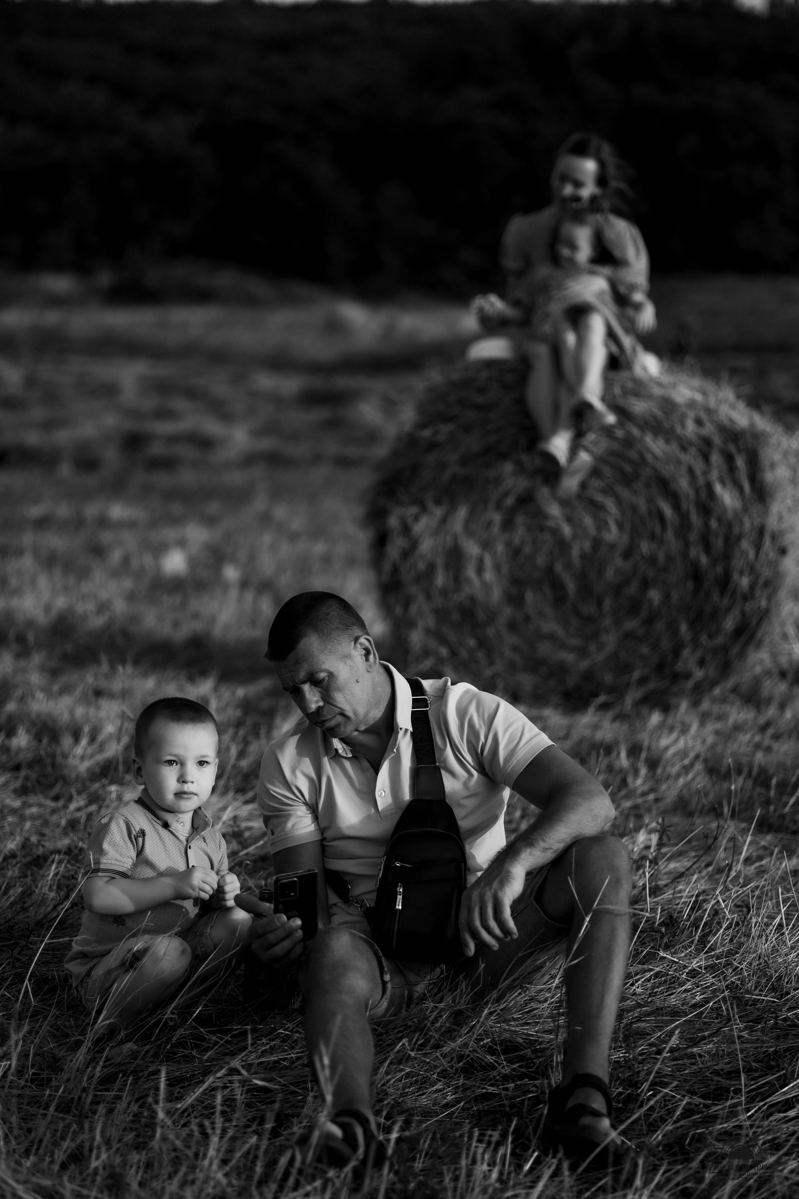 Олег, Аня, Настя и Кирилл. Семейный и портретный фотограф в Геленджике Любовь Бодрова