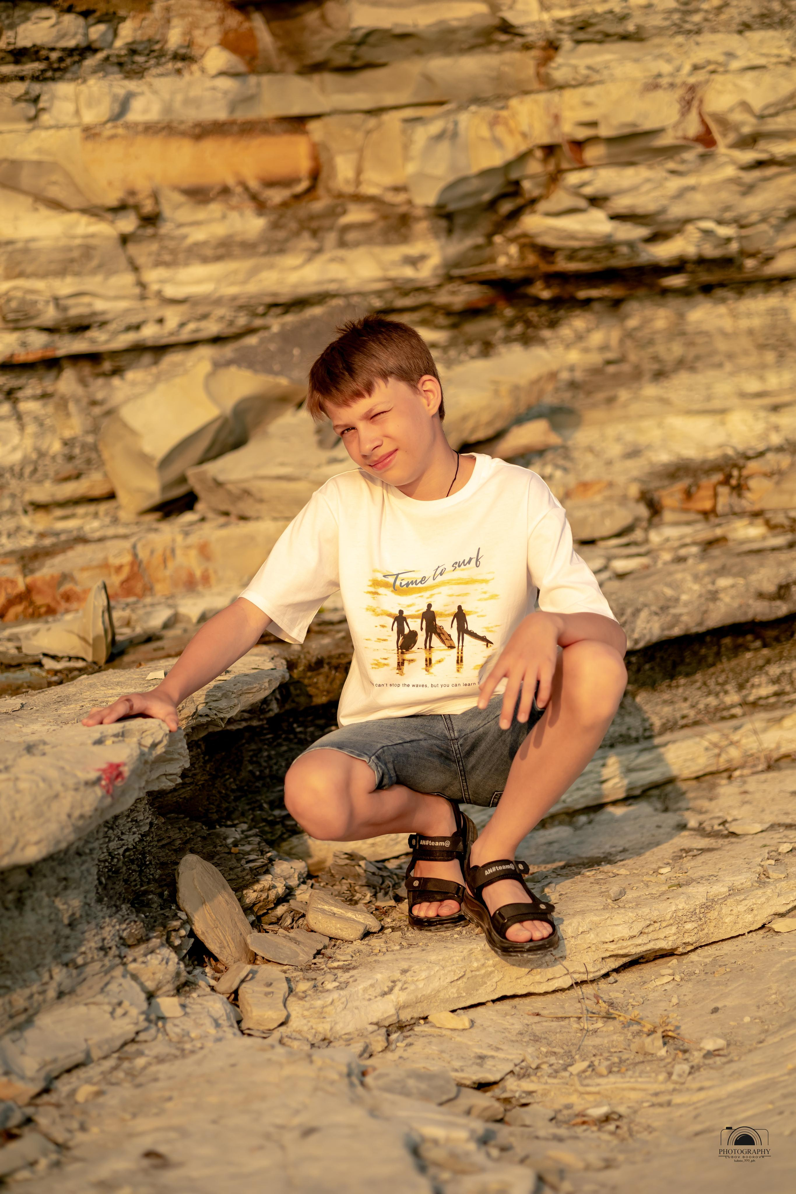 Прекрасный закат в кругу семьи. 17.06.2023. Семейный и портретный фотограф в Геленджике Любовь Бодрова