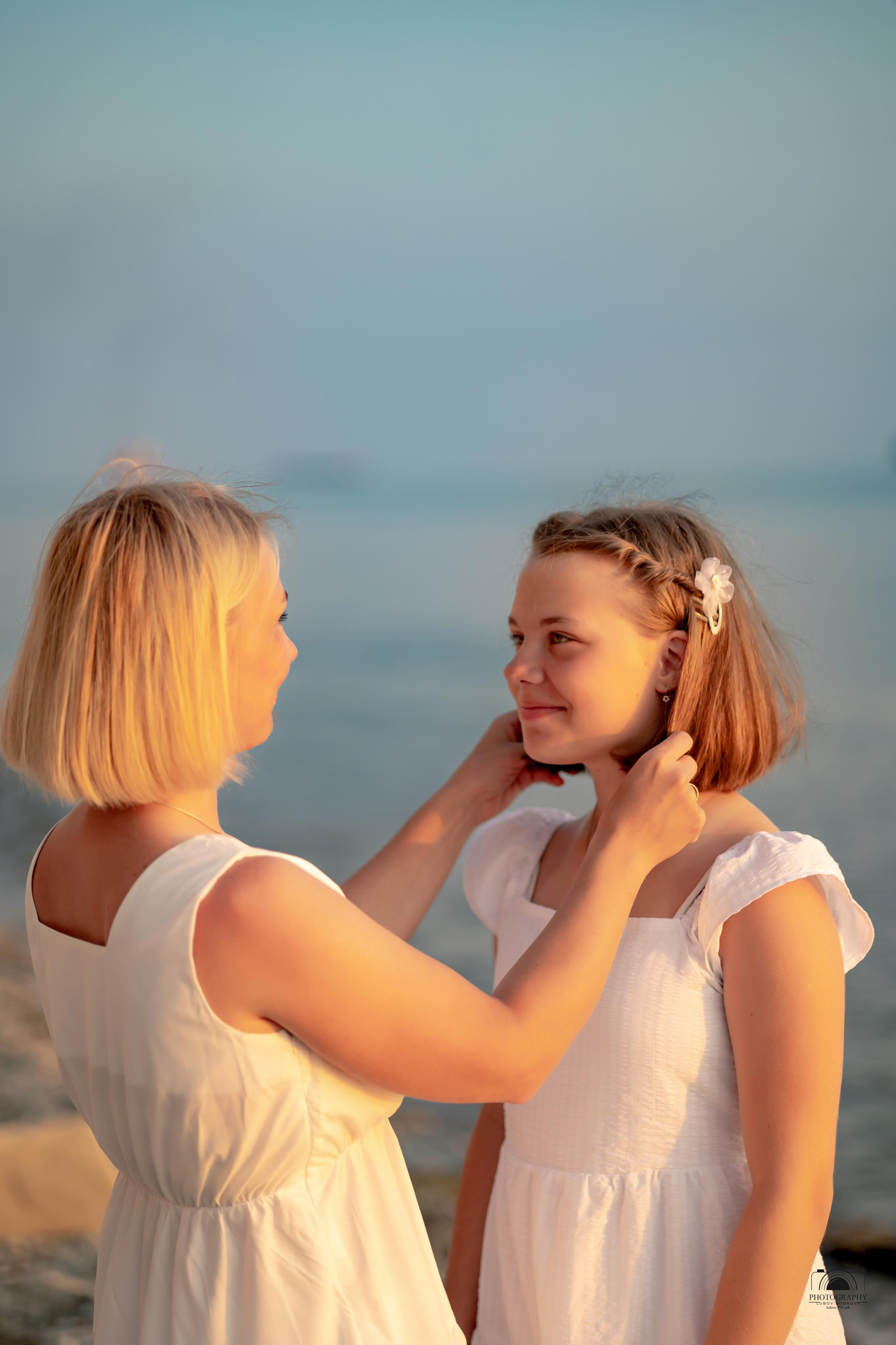 Прекрасный закат в кругу семьи. 17.06.2023. Семейный и портретный фотограф в Геленджике Любовь Бодрова