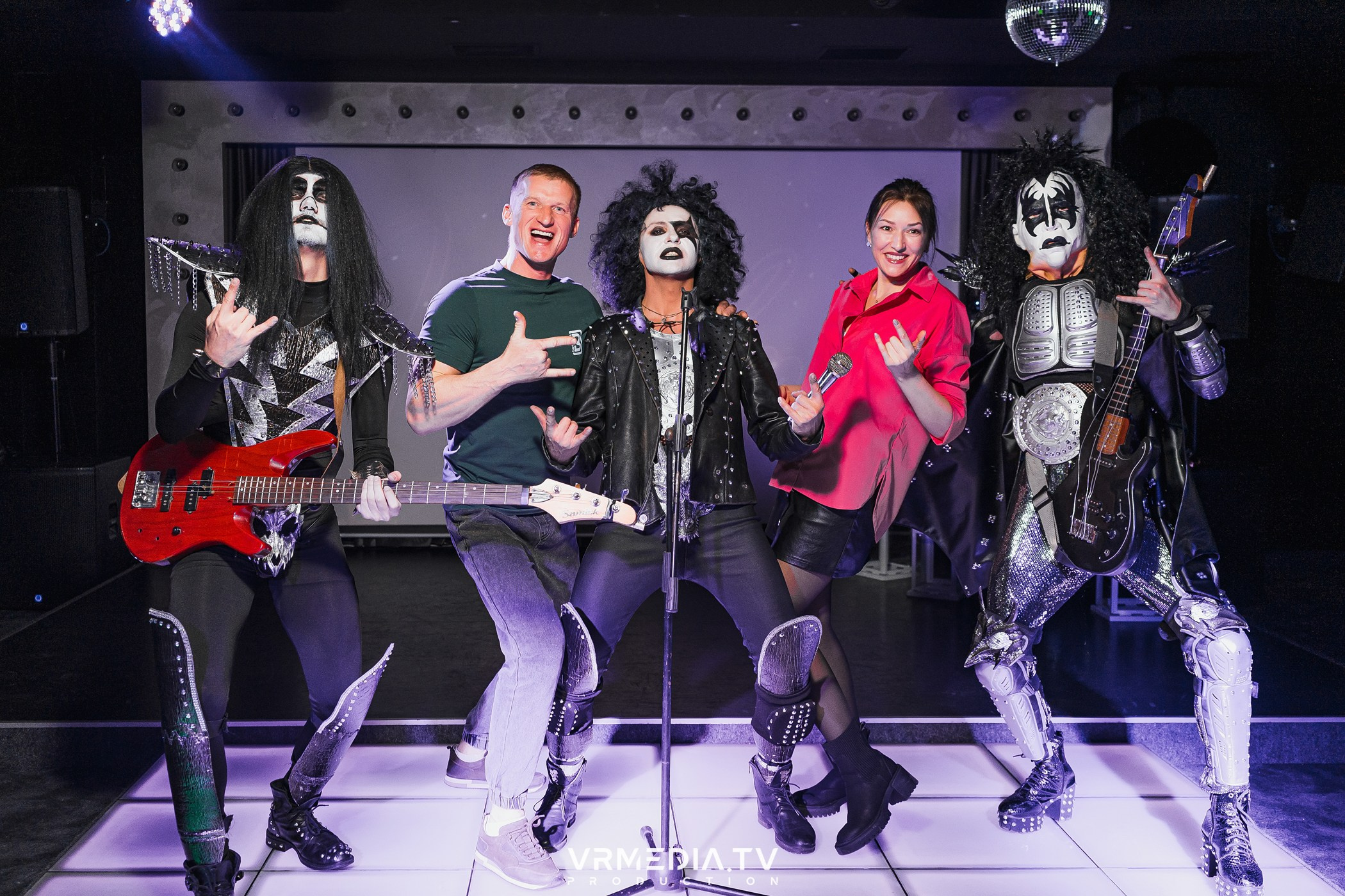 РОК-ВЕЧЕРИНКА в караоке-баре «Volna»