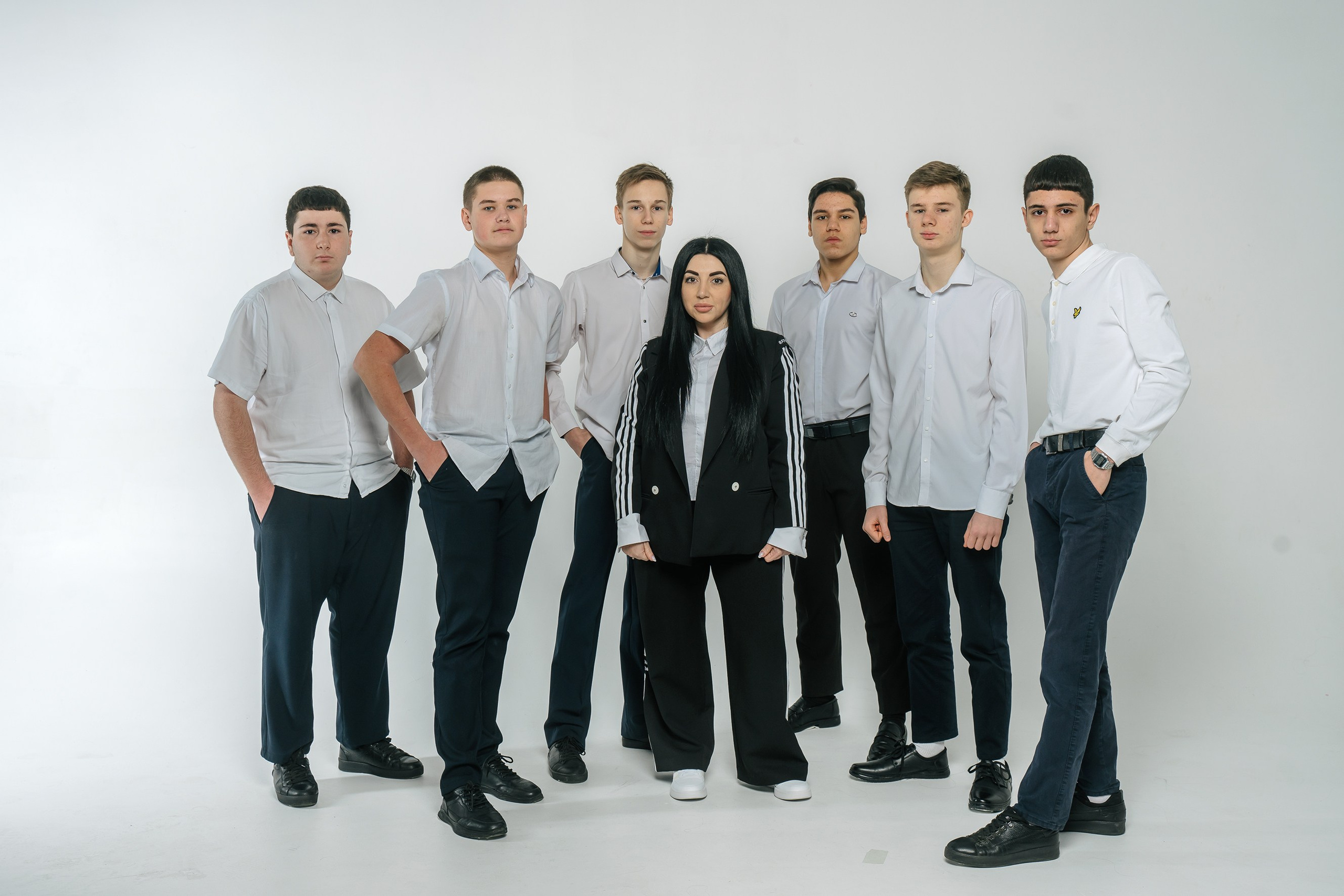 2. Выпускные альбомы, школьные фотосессии в городе Новороссийске