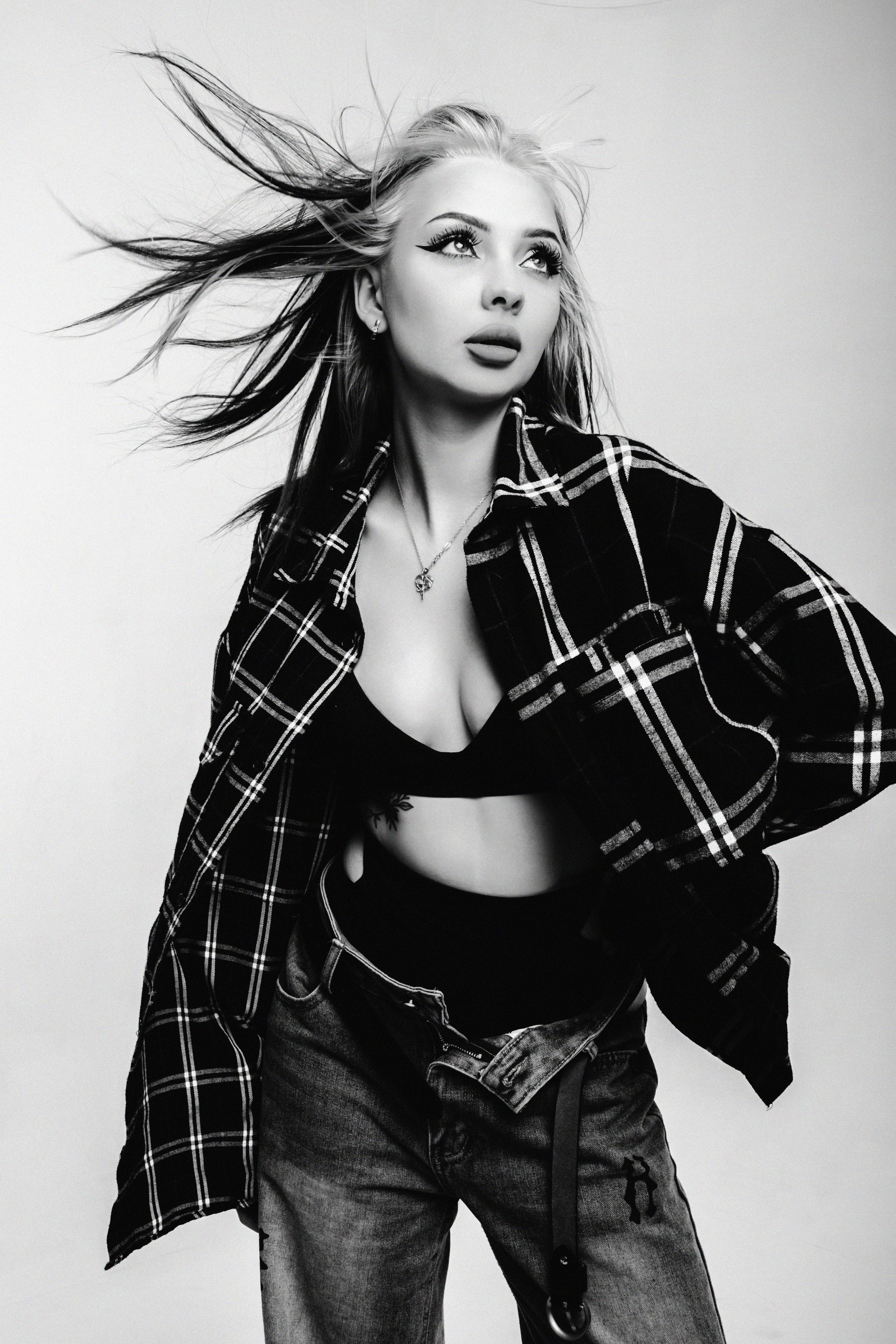 Студийные съемки. Ilya Cube коммерческий фотограф Ярославль | Москва. Индивидуальные съемки, съемки для брендов и компаний