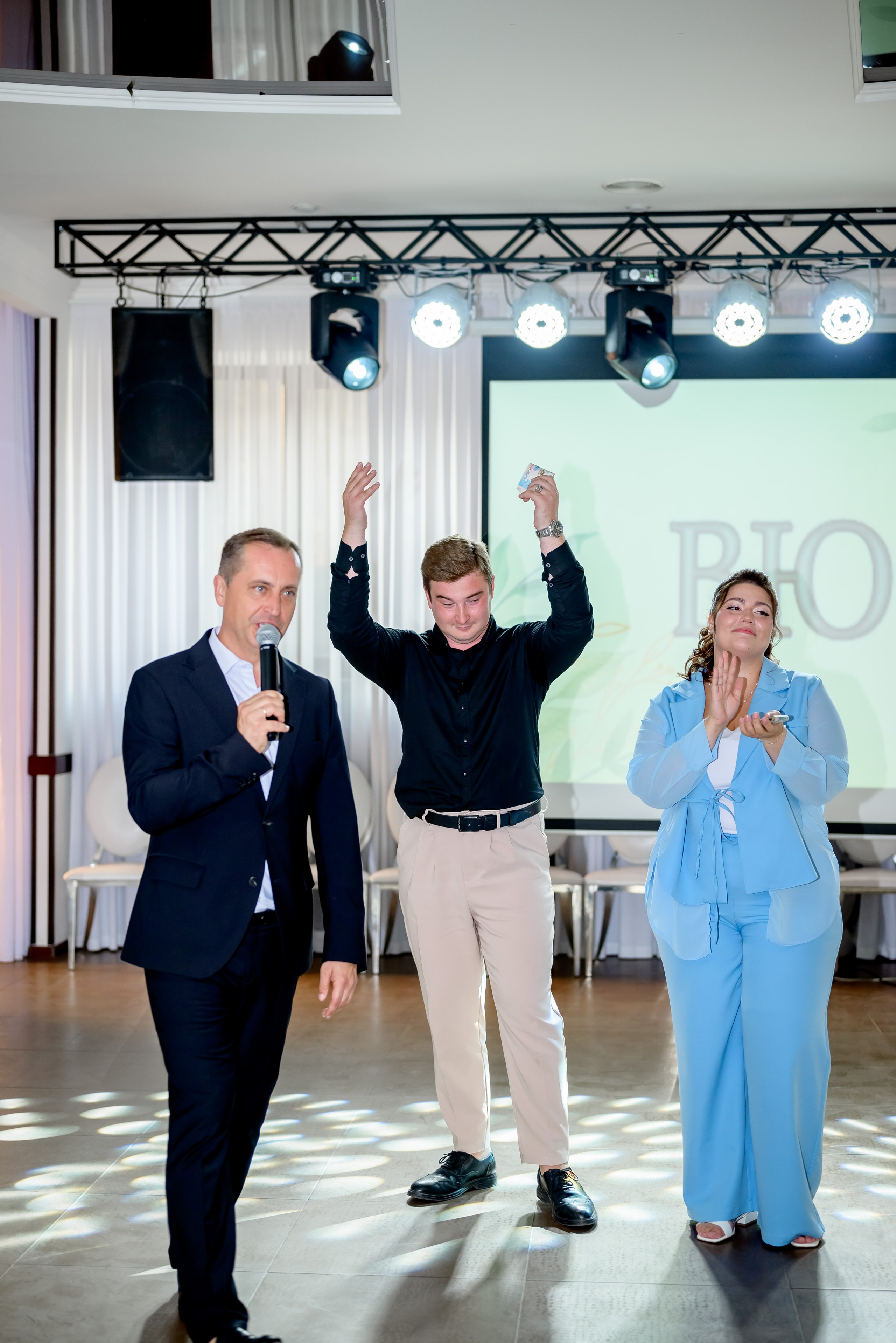 Банкетная часть (1). Юлия Басня семейный и свадебный фотограф в Донецке