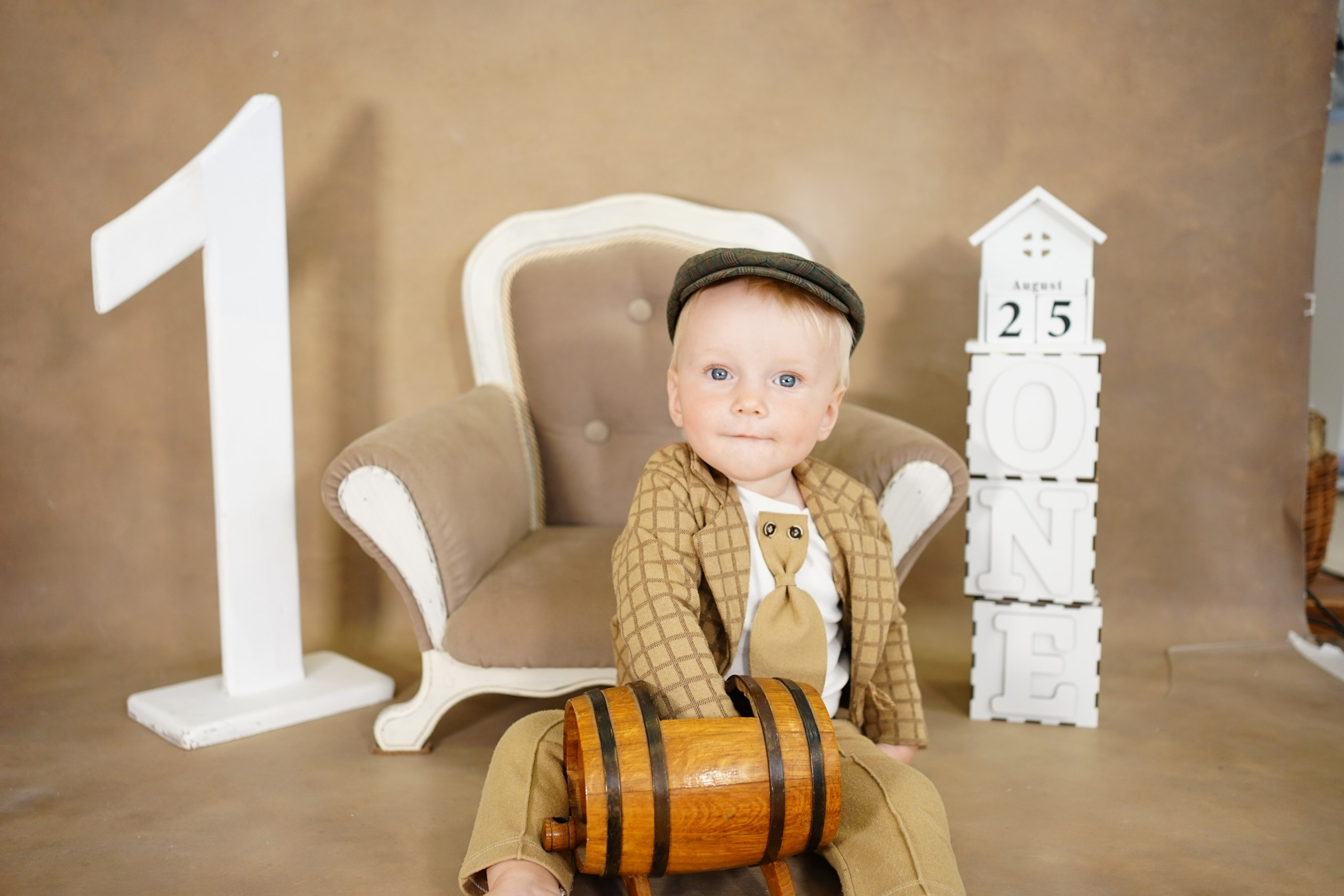 Фотосессия на Годик для Мальчиков. Детская Фотостудия ГОДОВАСИКИ в Санкт-Петербурге фотосесия на годик