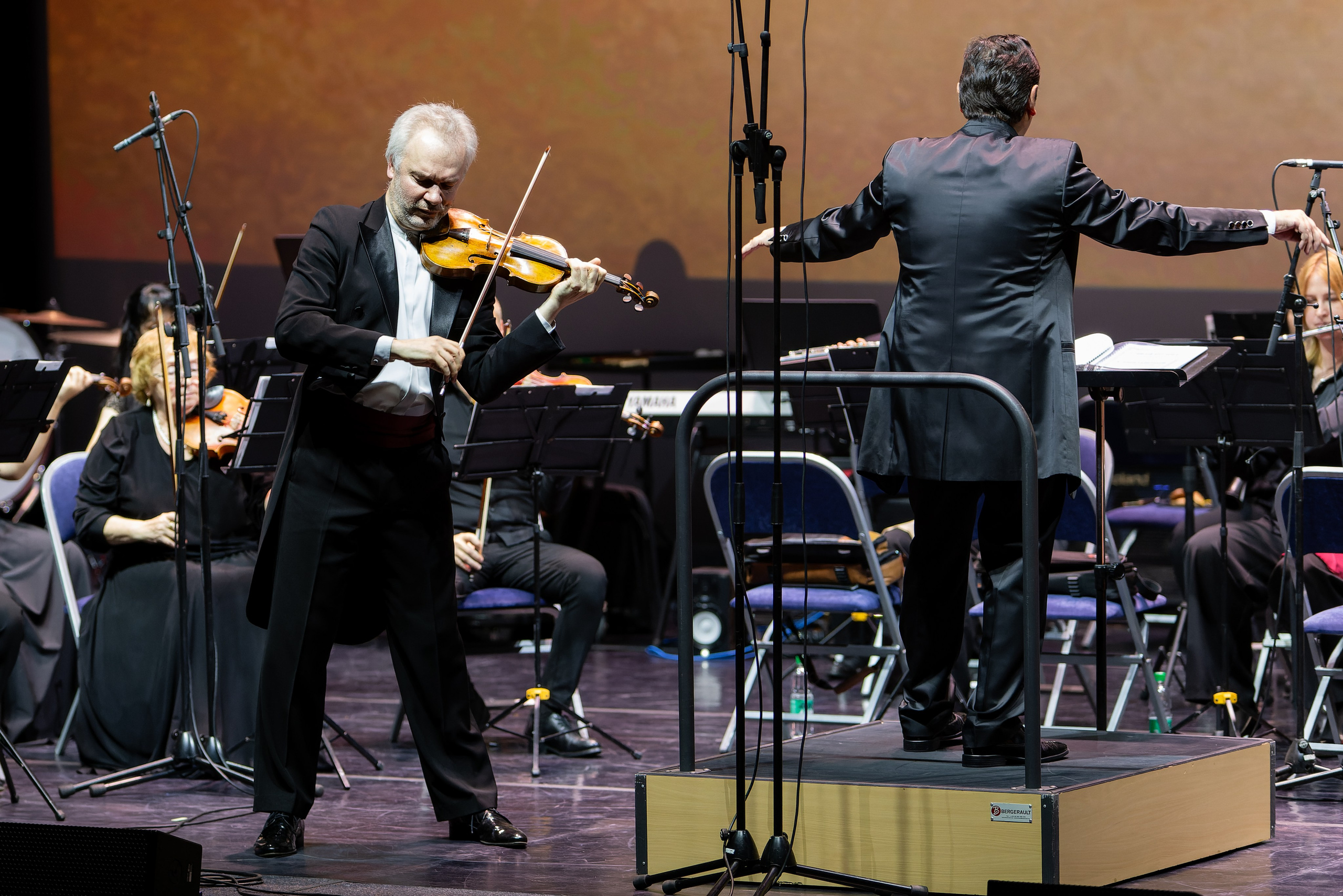 Концерт Южно-Сахалинского симфонического оркестра. Кутузов Евгений Фотограф в Южно-Сахалинске